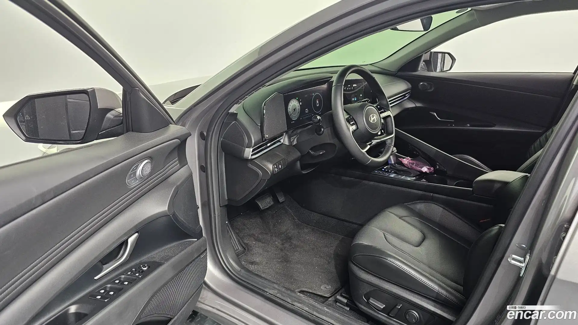 AVANTE Hyundai 2024.6-INNER-010