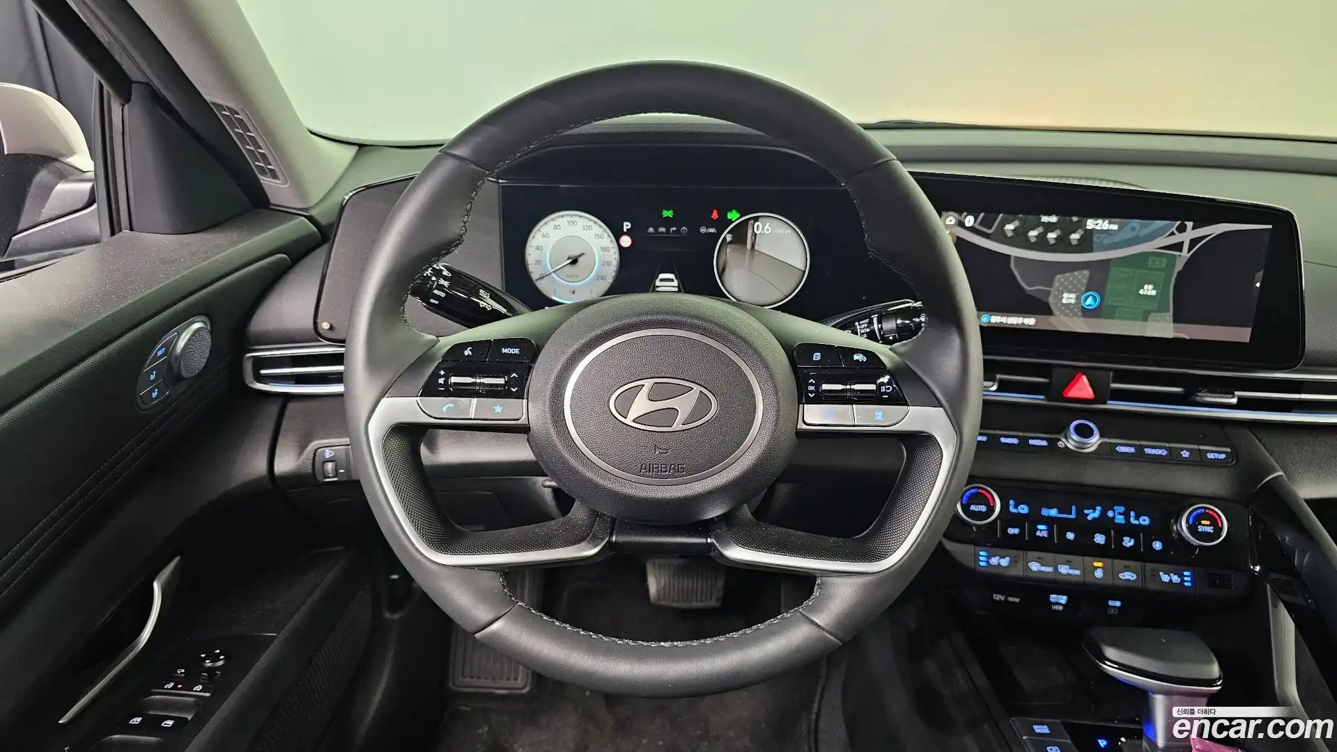 AVANTE Hyundai 2024.6-OPTION-020