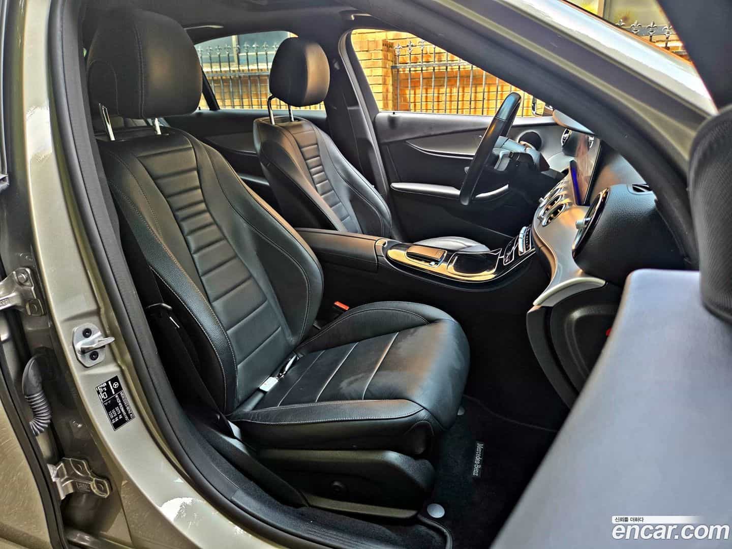 E-Class Mercedes-Benz 2021.3-OPTION-018