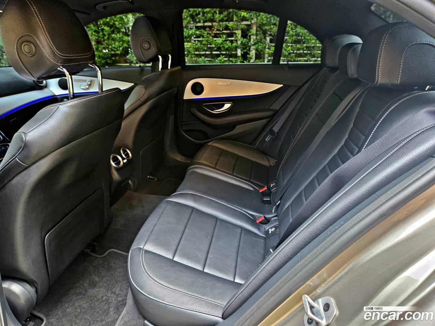 E-Class Mercedes-Benz 2021.3-OPTION-019