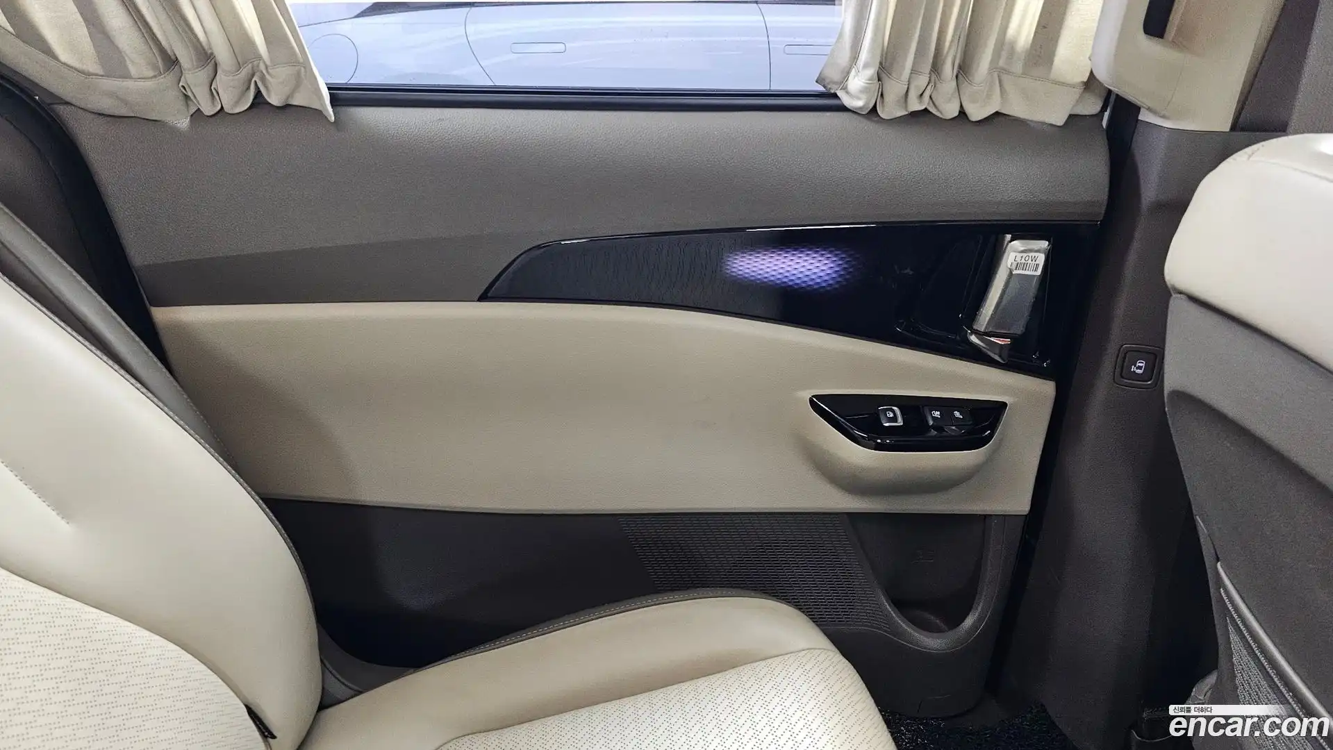Canival Kia 2023.8-INNER-035