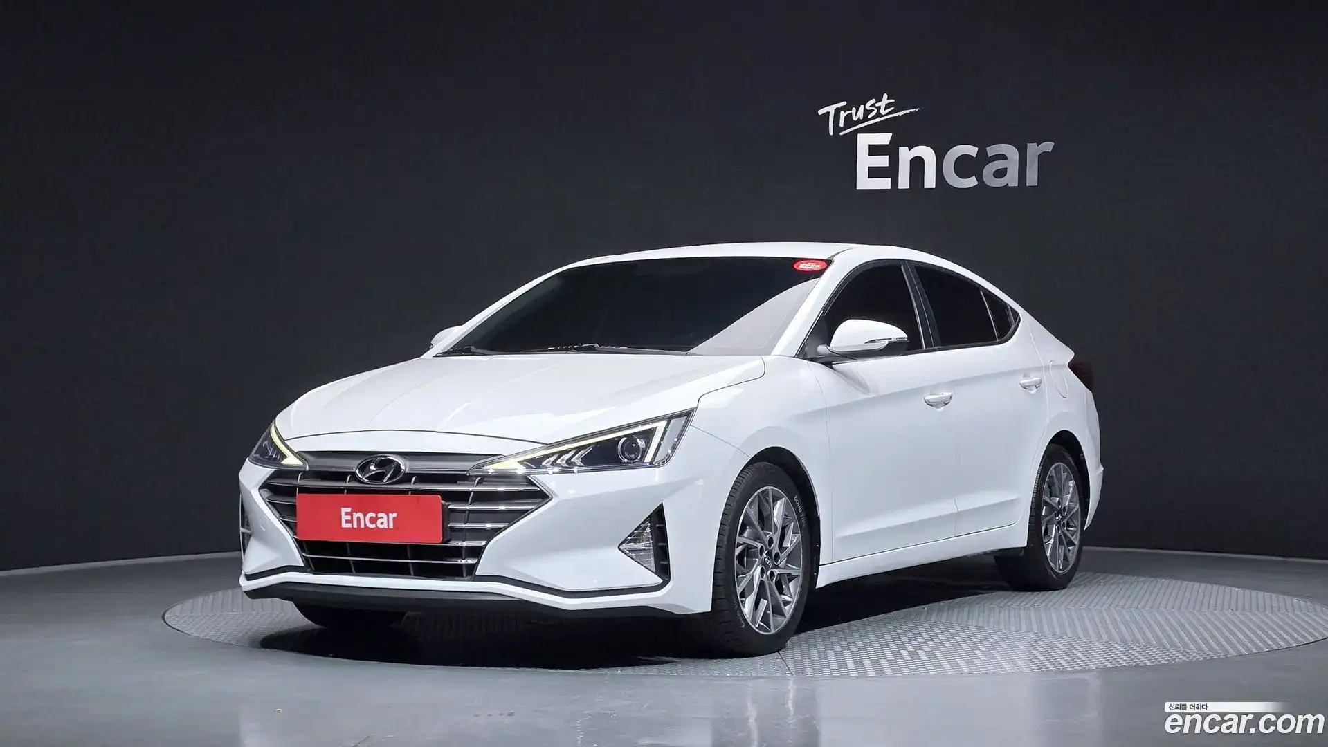 AVANTE Hyundai 2019.11-OUTER-001