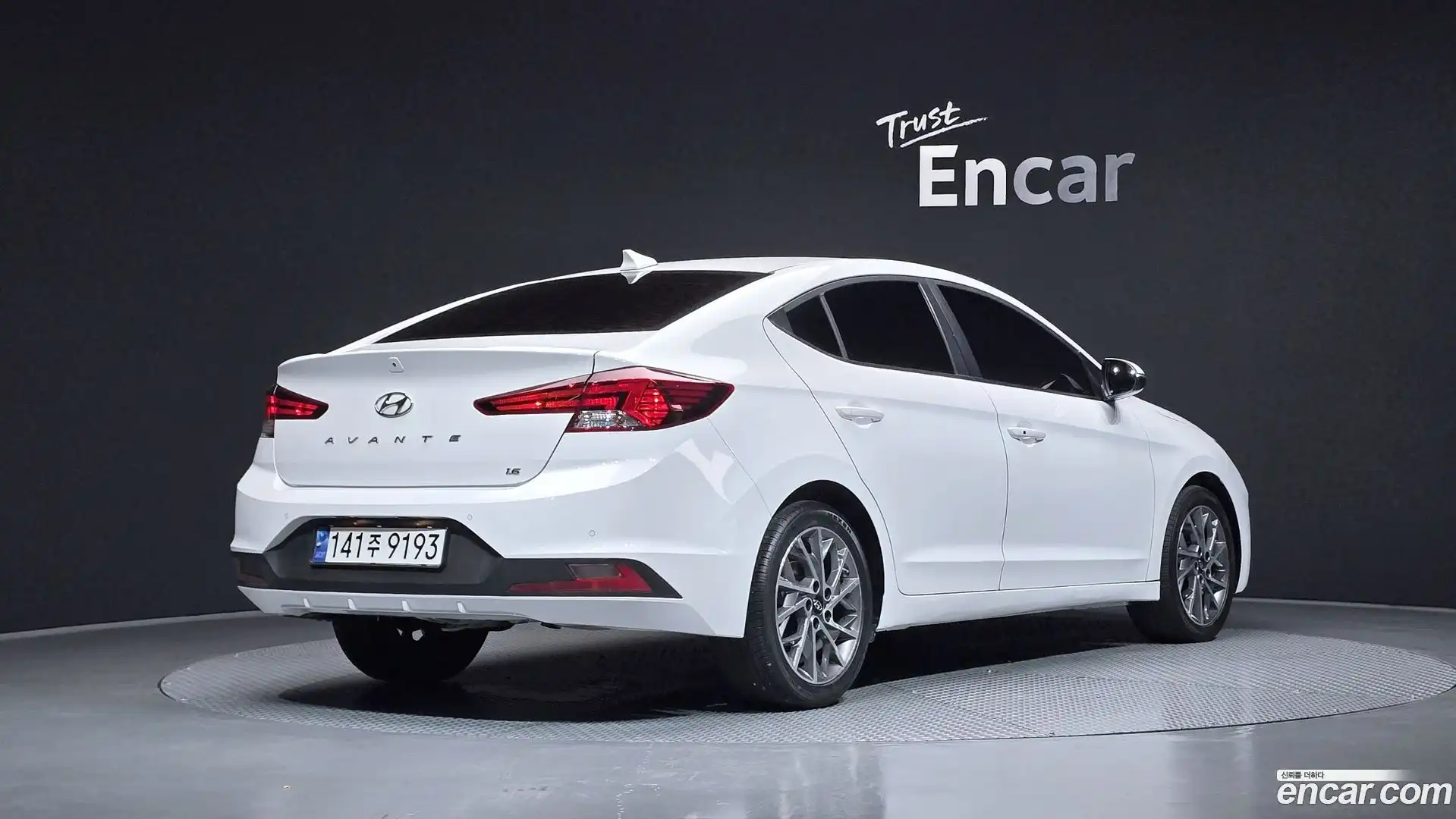 AVANTE Hyundai 2019.11-OUTER-002