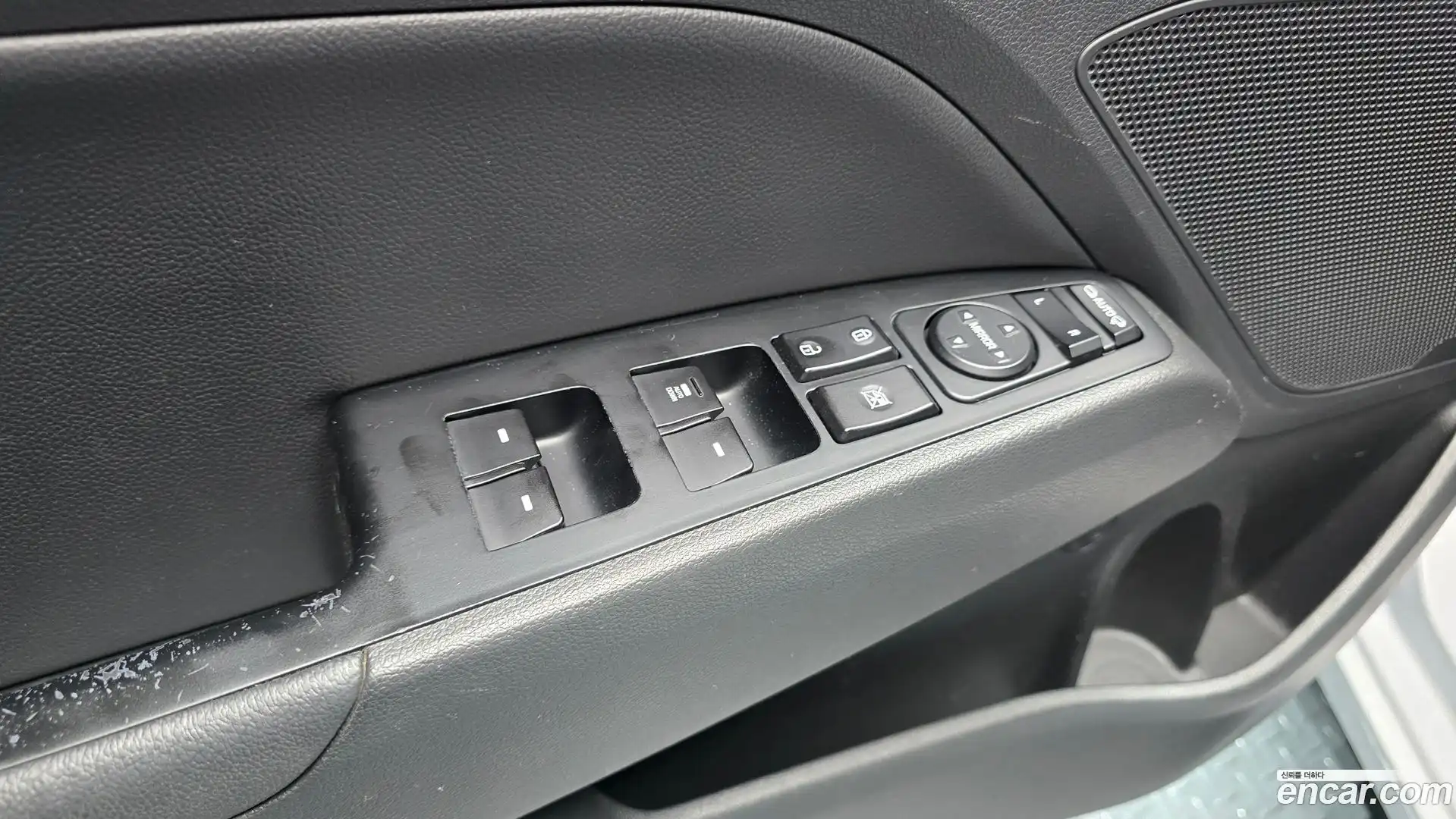 AVANTE Hyundai 2019.11-OPTION-022