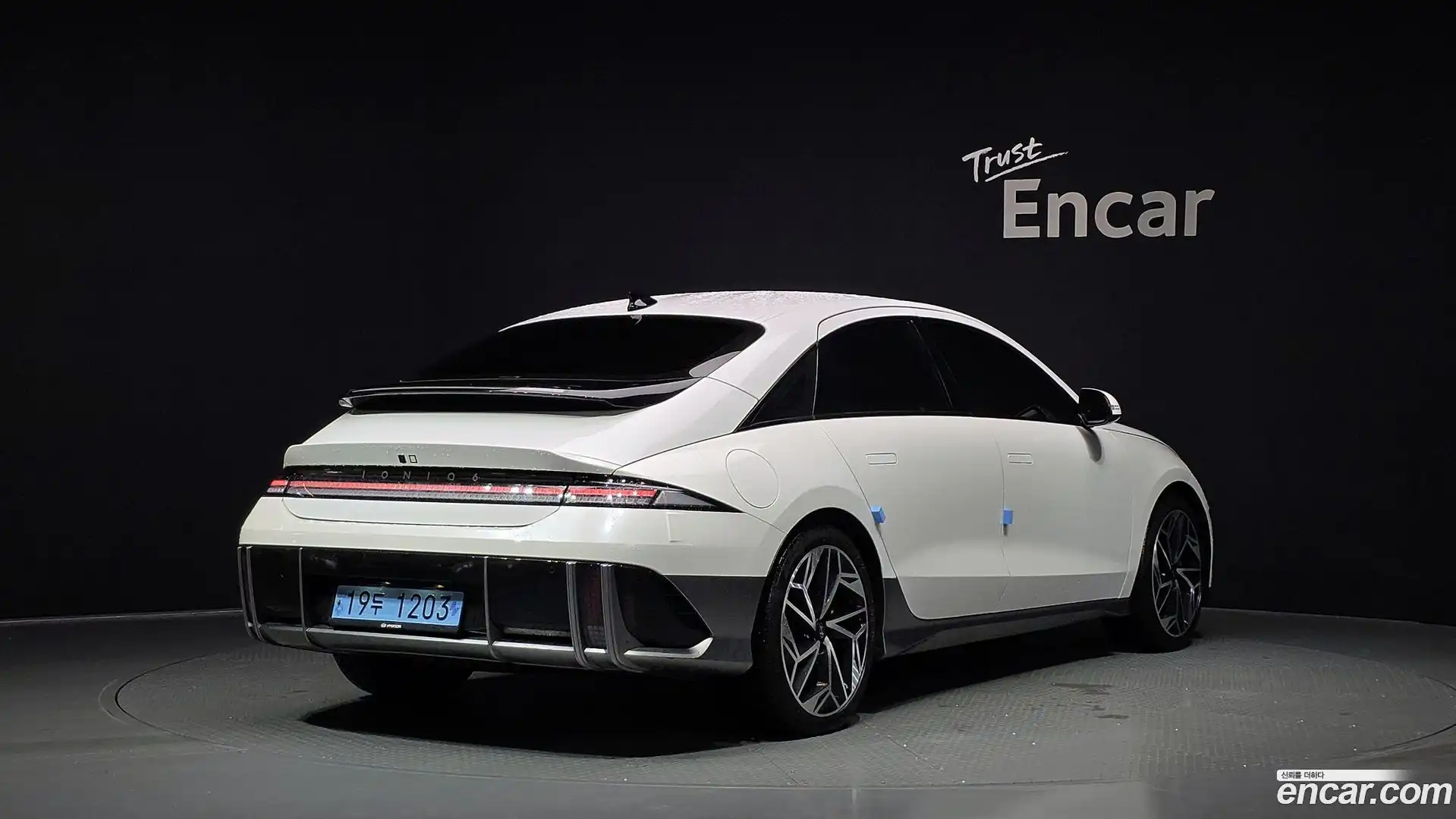Ioniq6 Hyundai 2023.11-OUTER-002