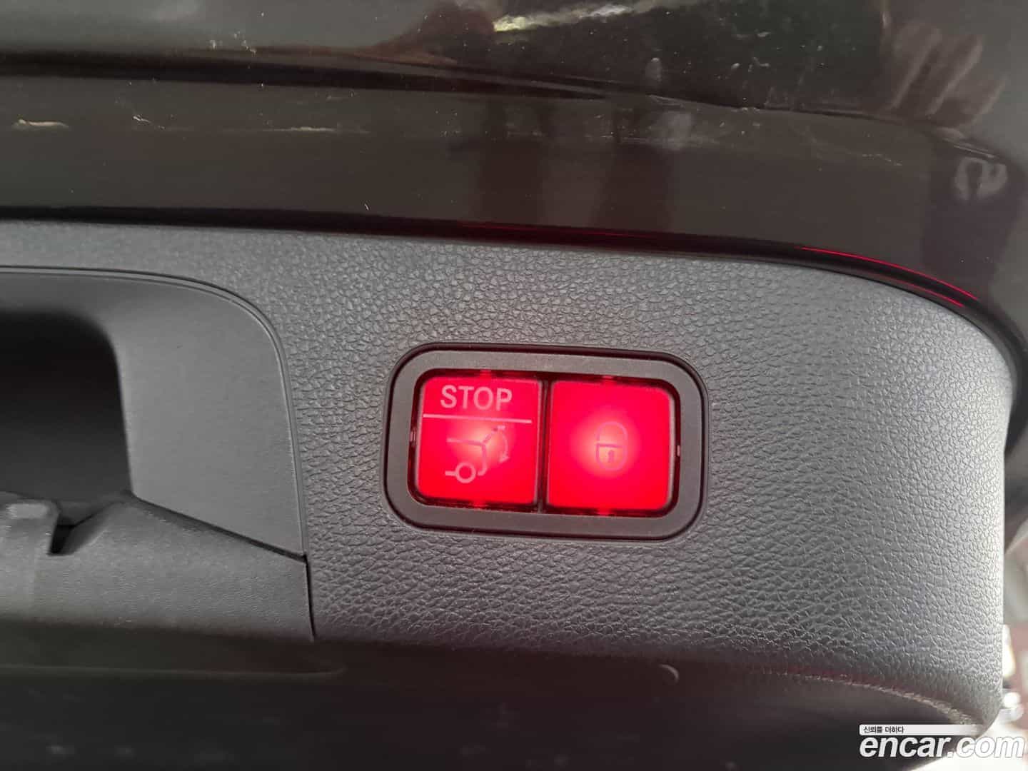 EQC Mercedes-Benz 2020.9-OPTION-015