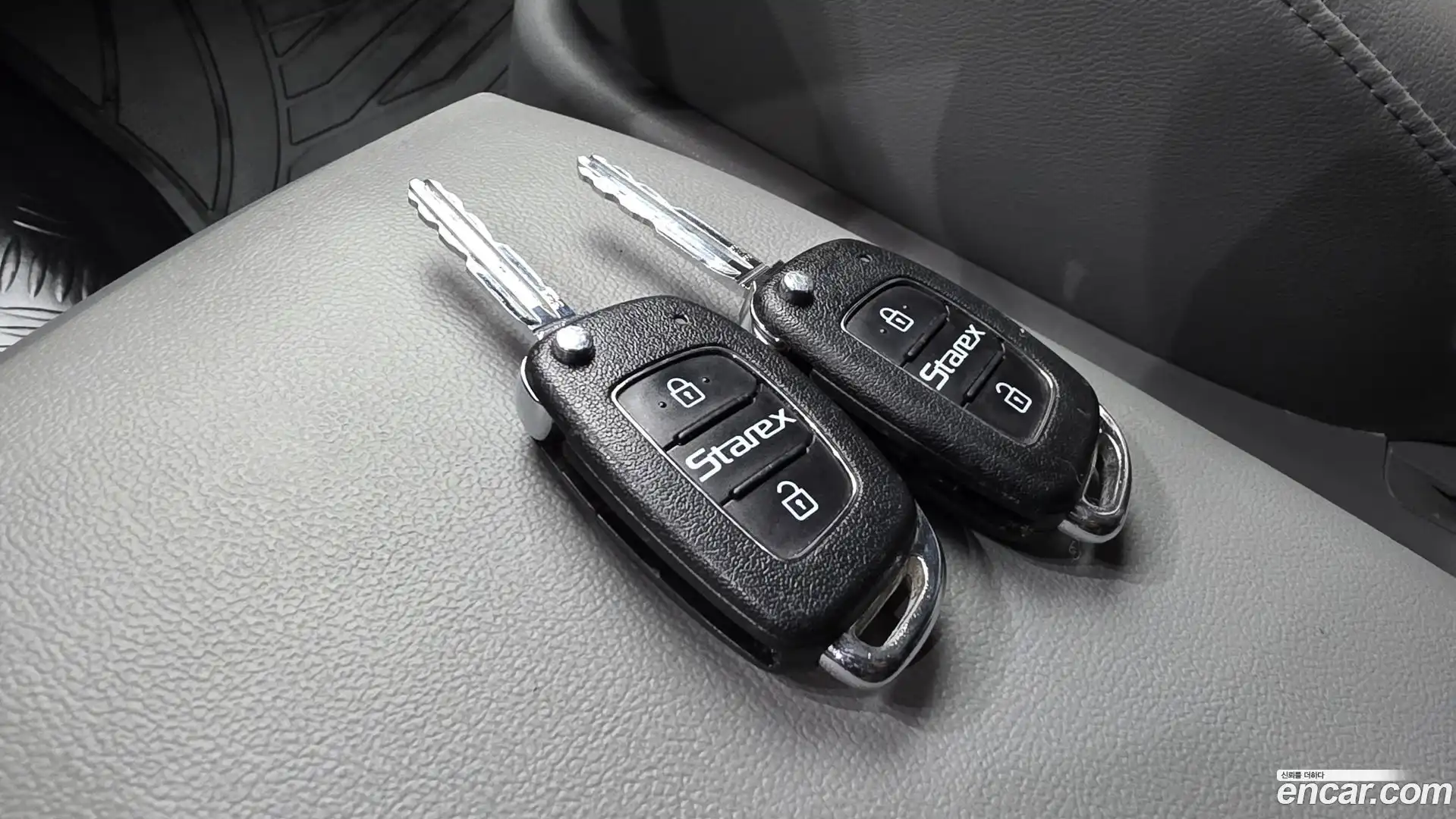 Starex Hyundai 2016.6-OPTION-044