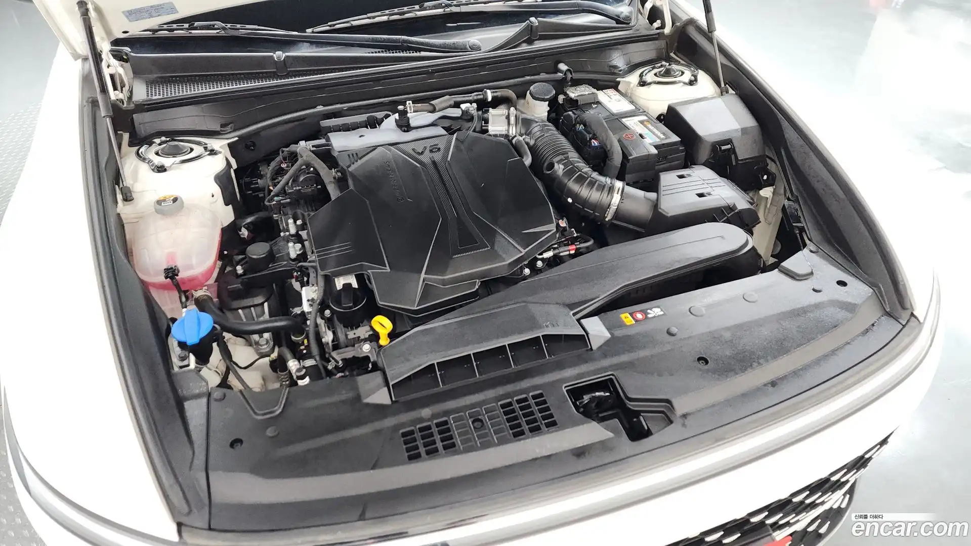 Grandeur Hyundai 2023.8-OUTER-006