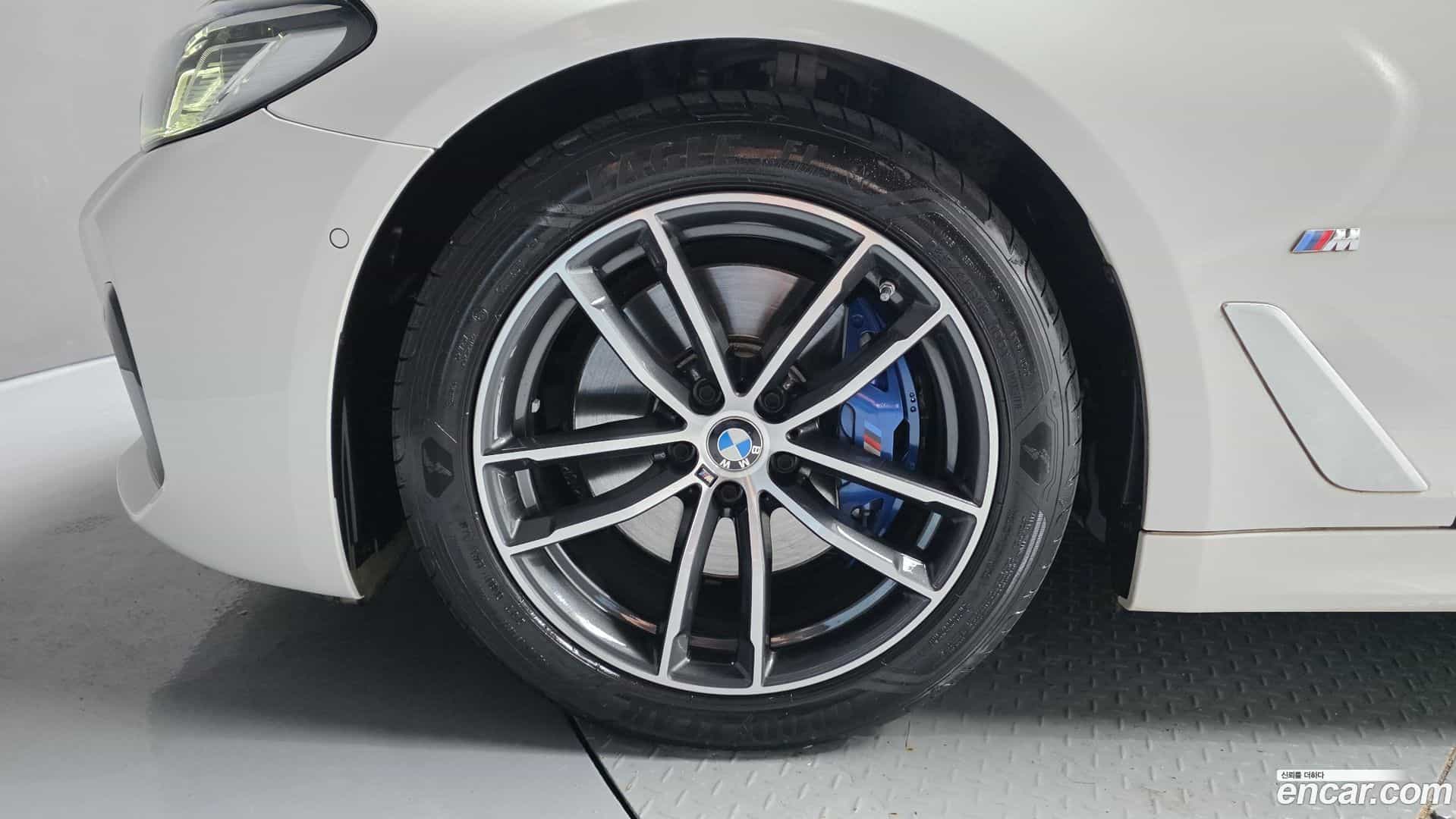 5-Series BMW 2022.1-OUTER-005