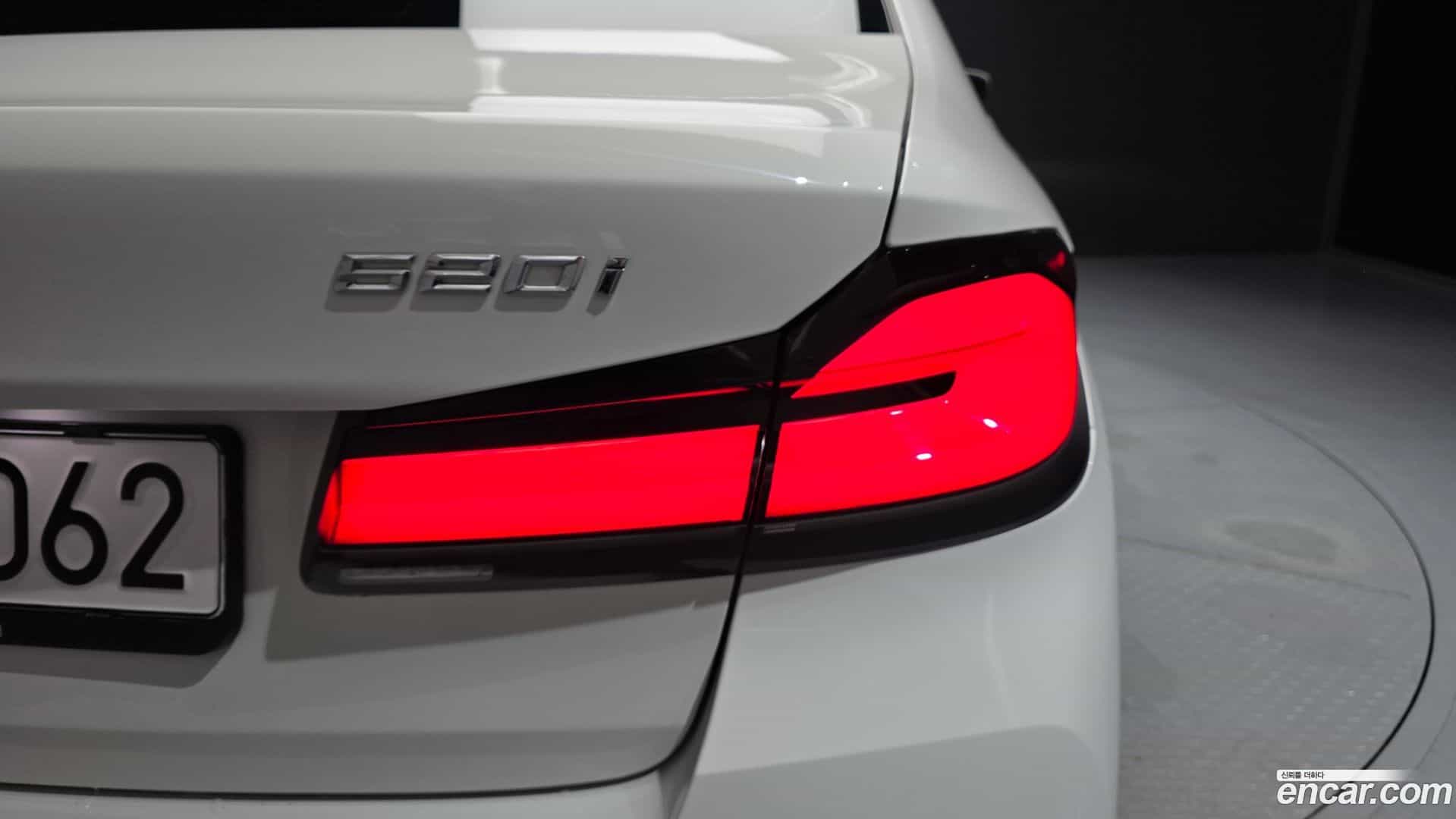 5-Series BMW 2022.1-OUTER-033