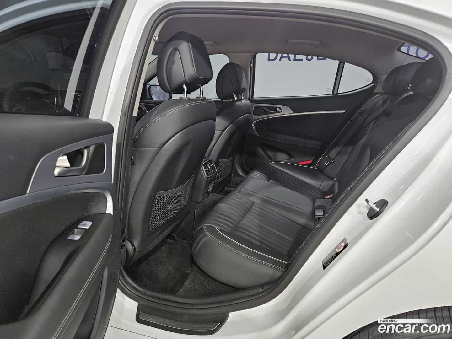 G70 Genesis 2019.11-INNER-009