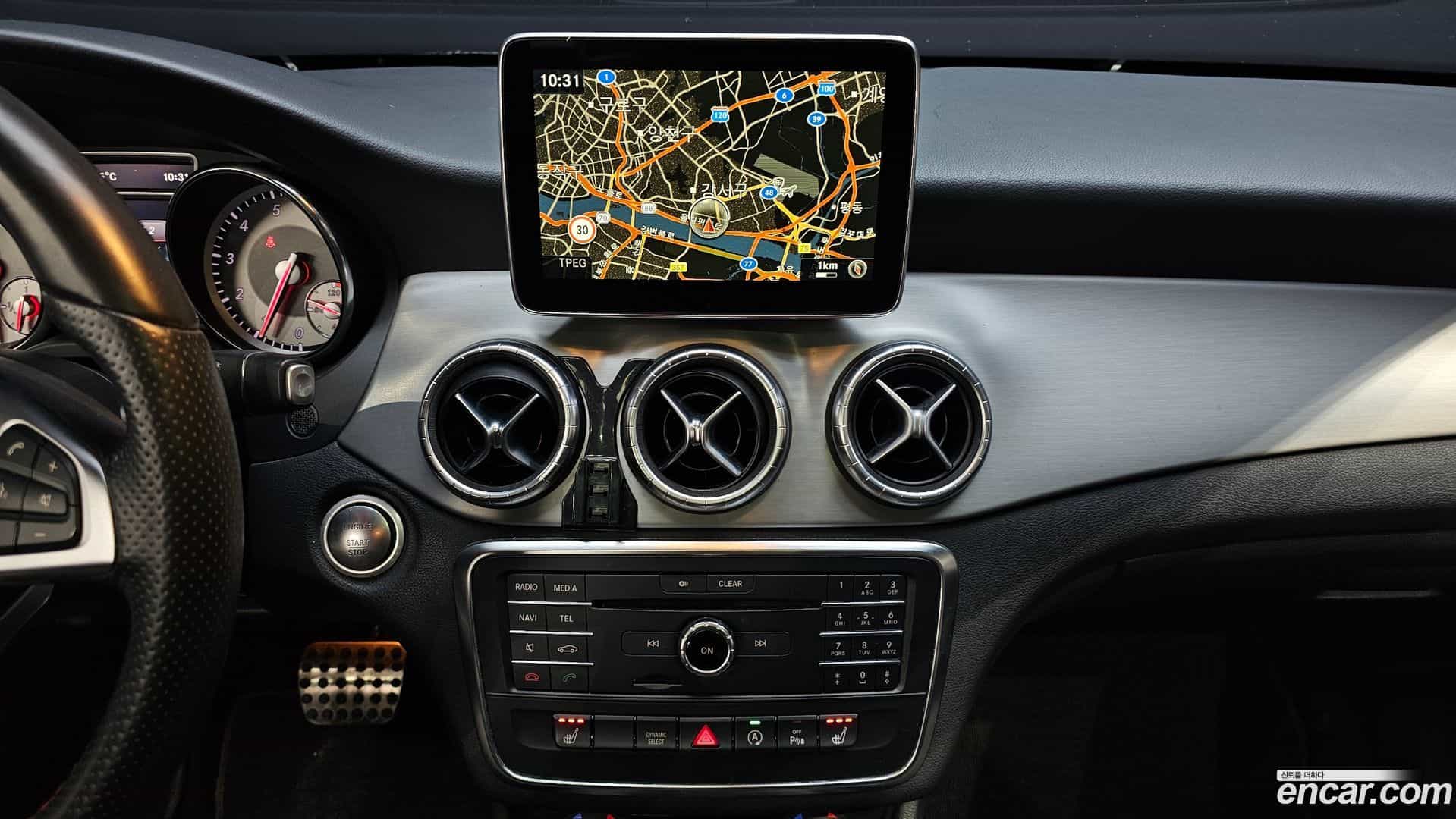 CLA-Class Mercedes-Benz 2016.3-OPTION-018