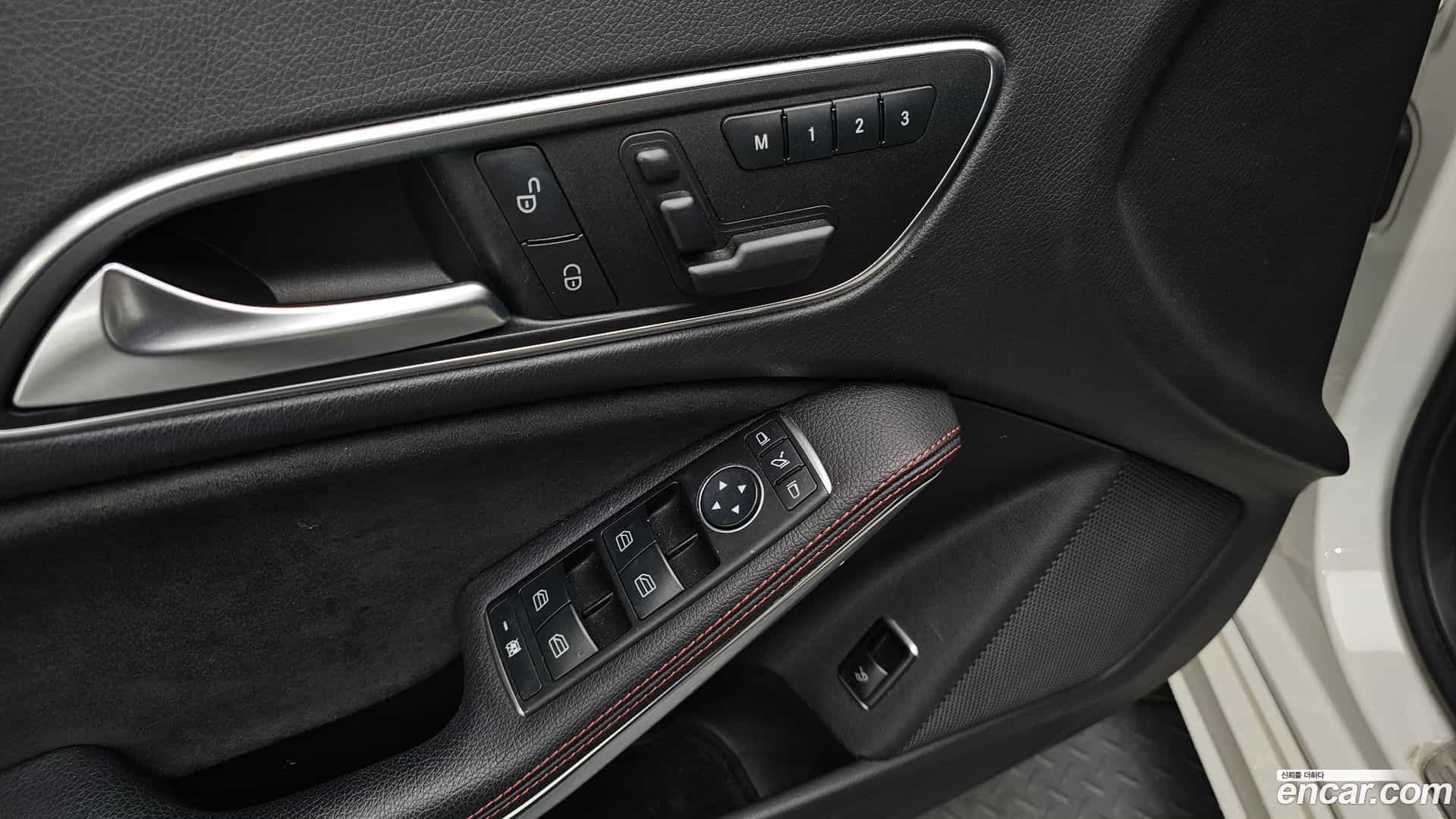 CLA-Class Mercedes-Benz 2016.3-OPTION-022
