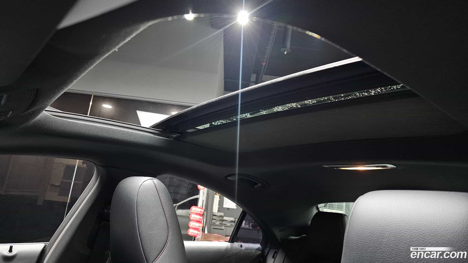 CLA-Class Mercedes-Benz 2016.3-OPTION-023