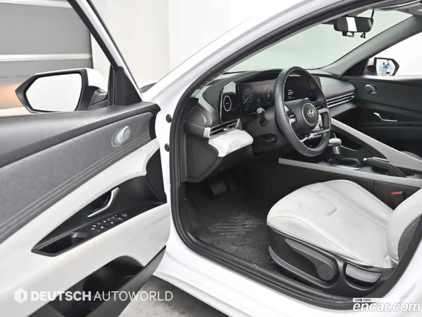 AVANTE Hyundai 2021.6-OPTION-015