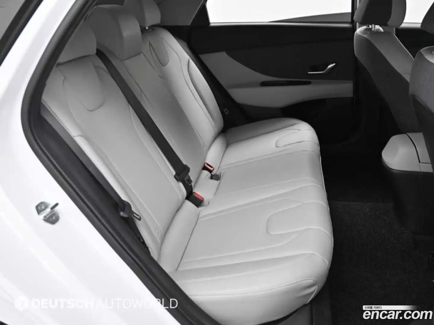 AVANTE Hyundai 2021.6-OPTION-016