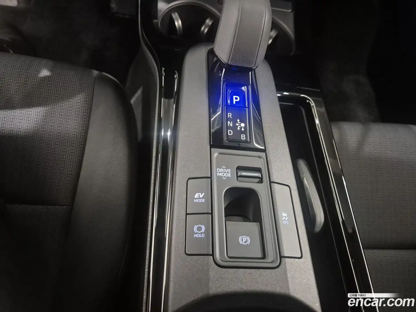 Prius Toyota 2024.10-INNER-009