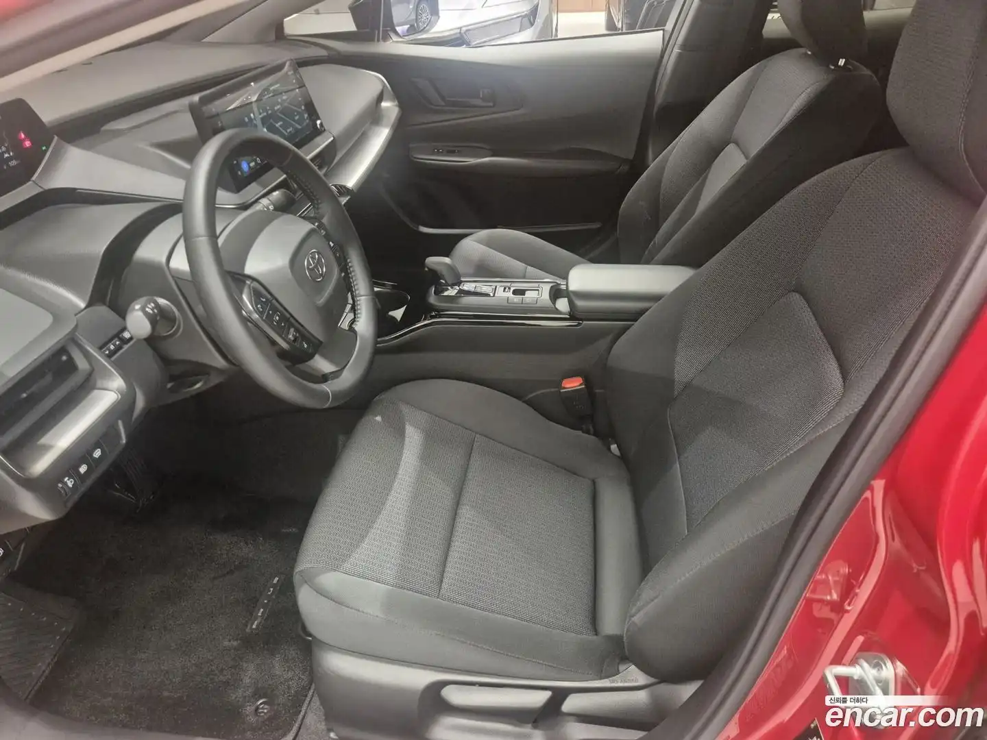 Prius Toyota 2024.10-INNER-010