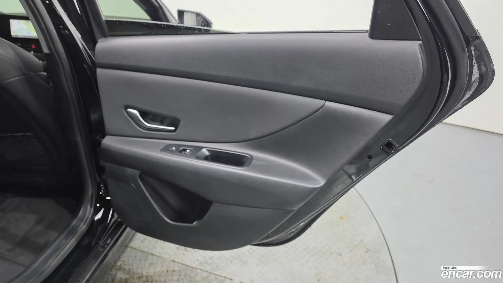 AVANTE Hyundai 2020.4-INNER-035