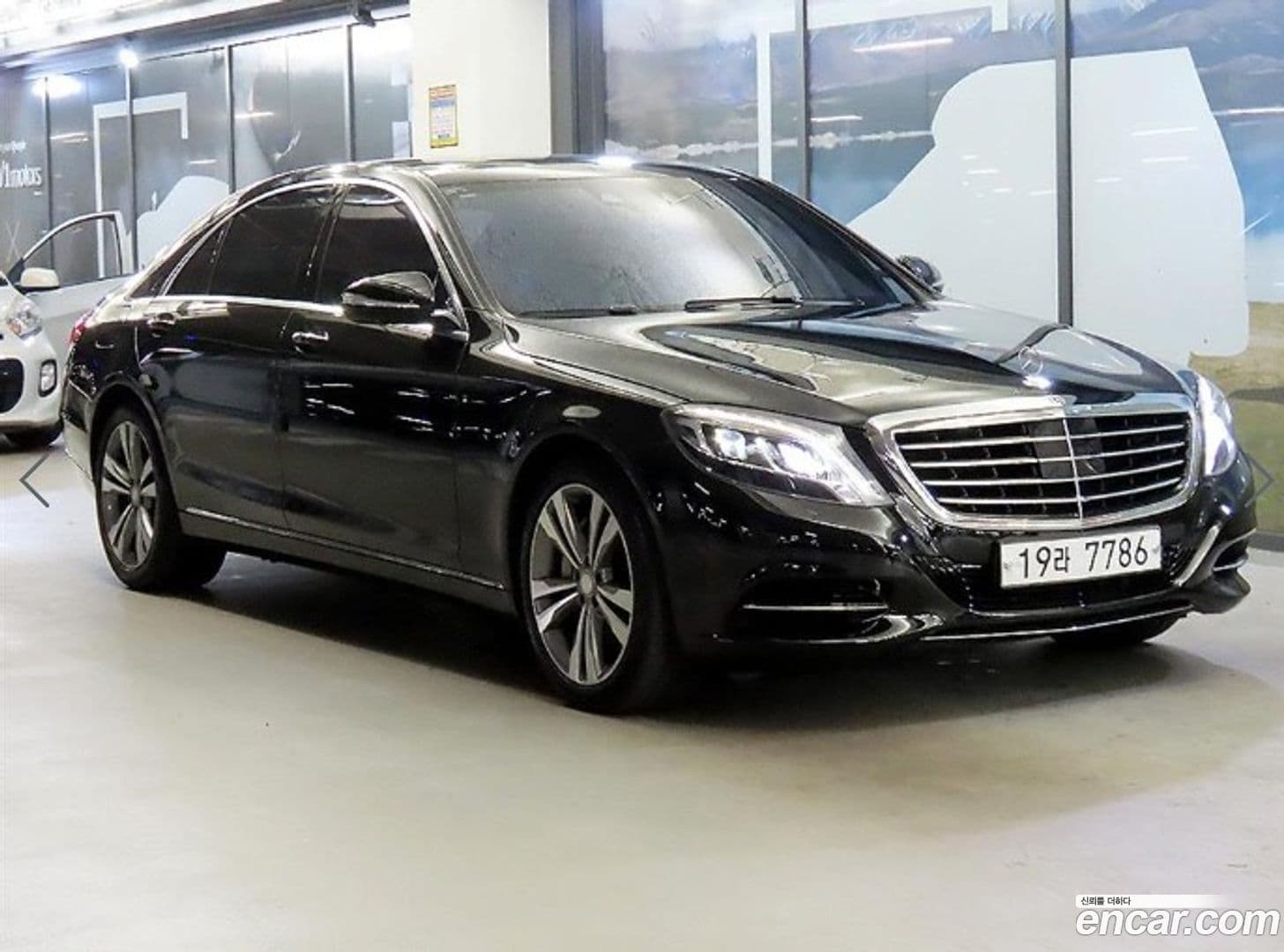 Main__Slider__Photo:S-Class Mercedes-Benz 2014.1-0
