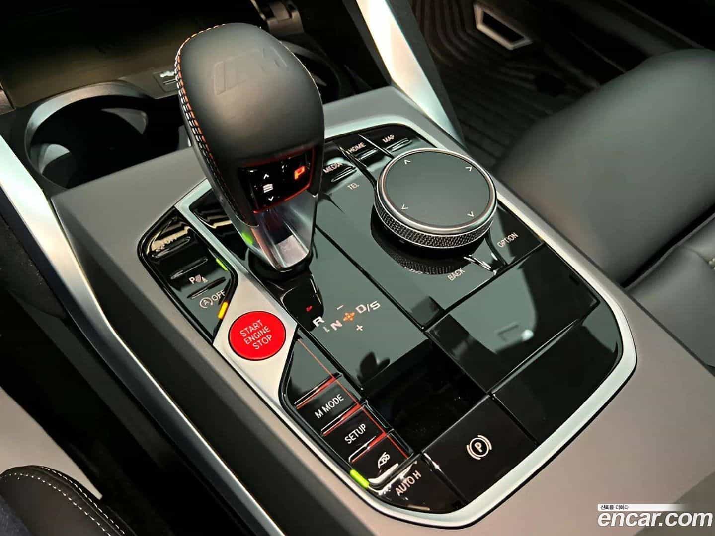 M2 BMW 2025.9-INNER-009