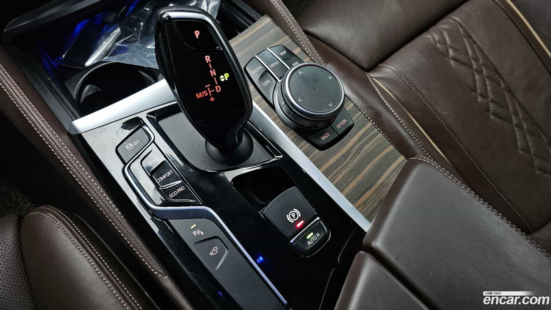 5-Series BMW 2019.8-INNER-009