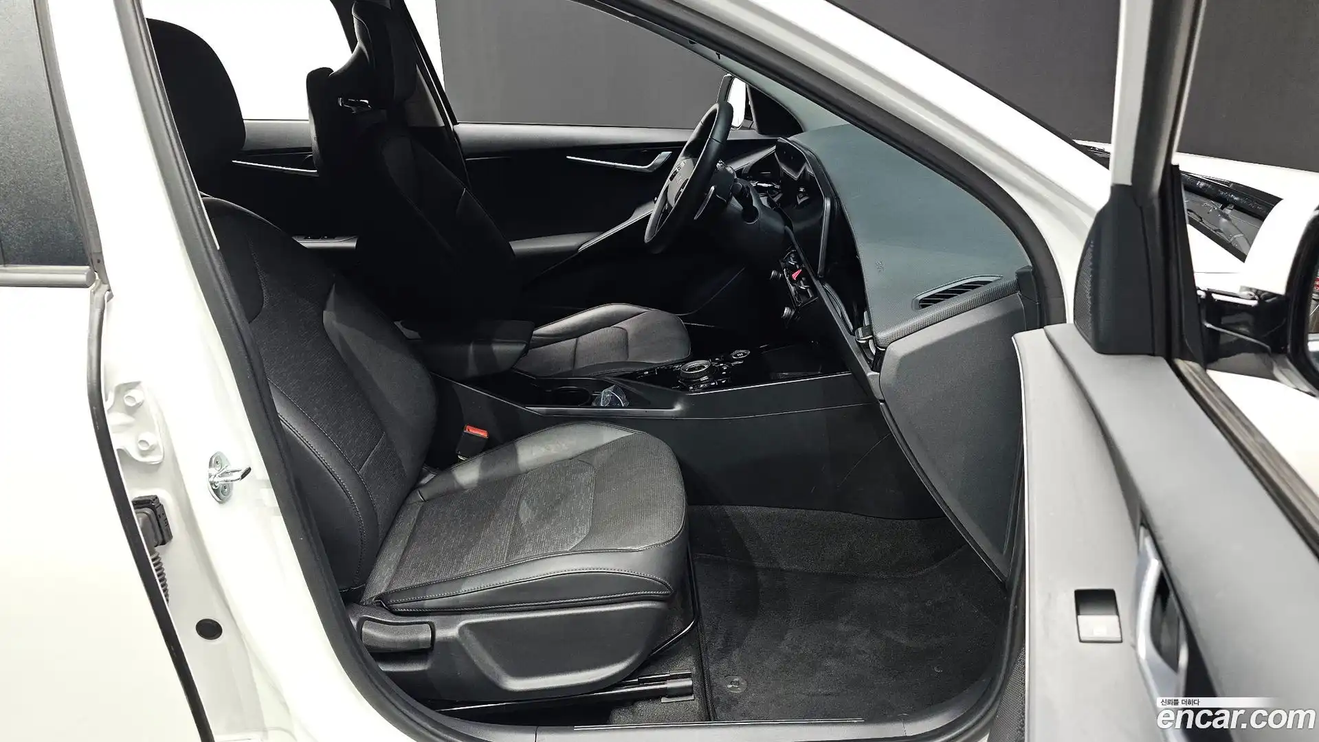 Niro Kia 2022.4-INNER-036