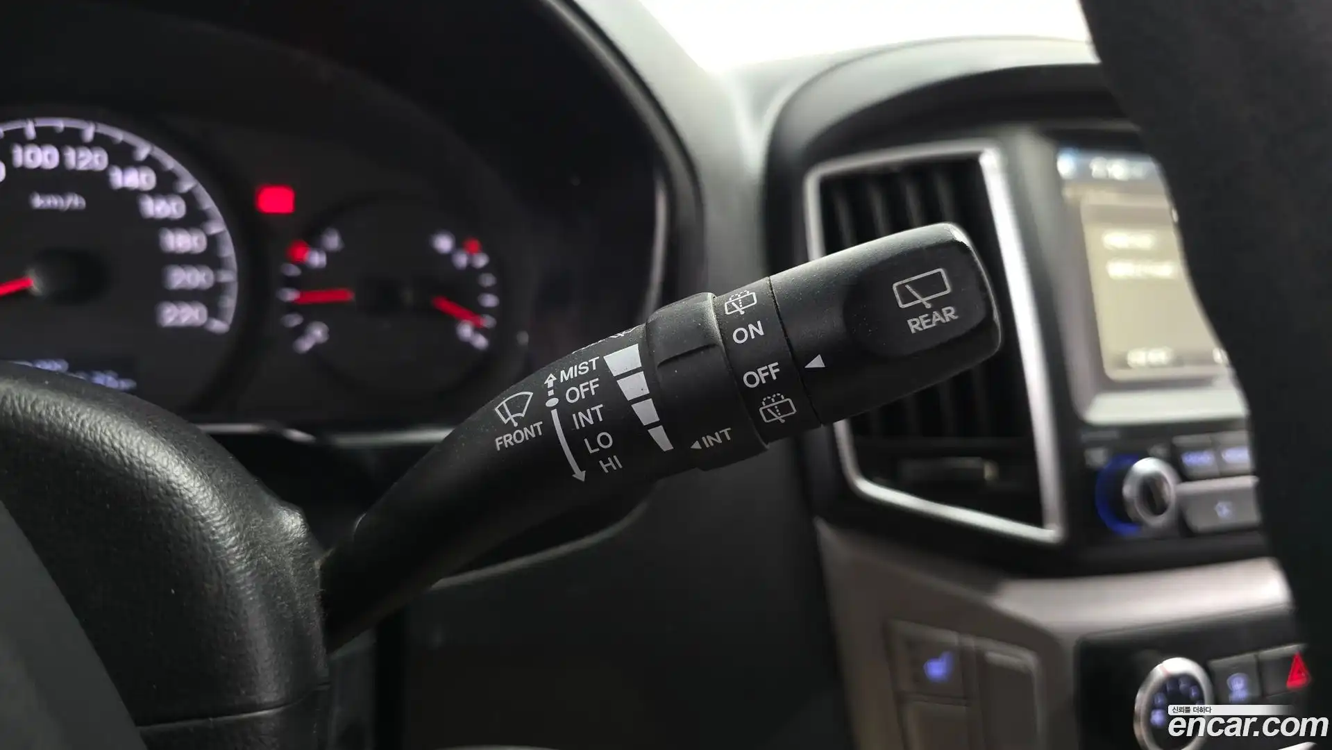 Starex Hyundai 2018.7-OPTION-021