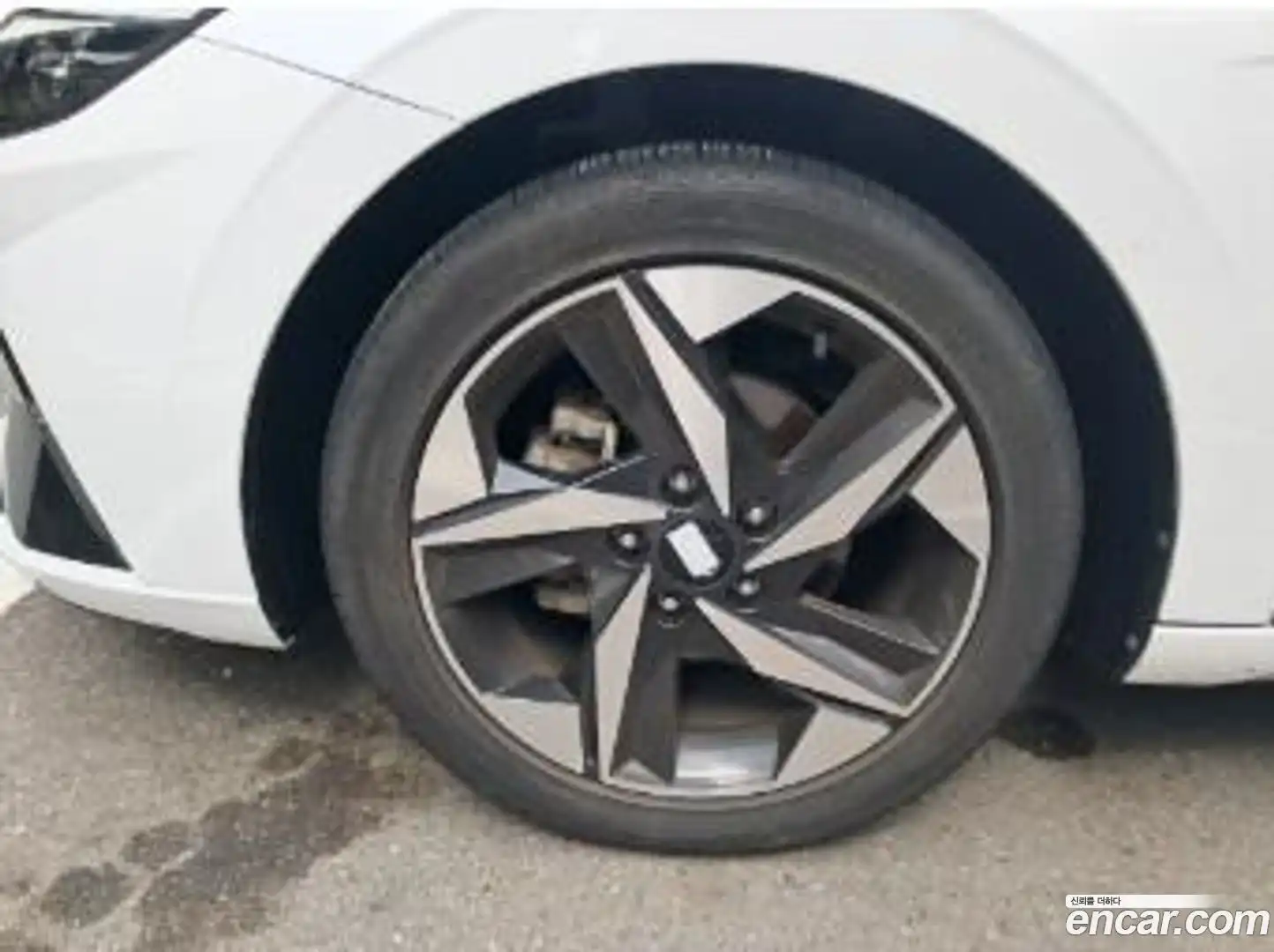 AVANTE Hyundai 2022.1-OPTION-019