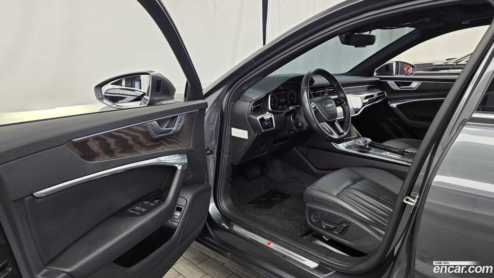 A6 Audi 2019.10-INNER-010