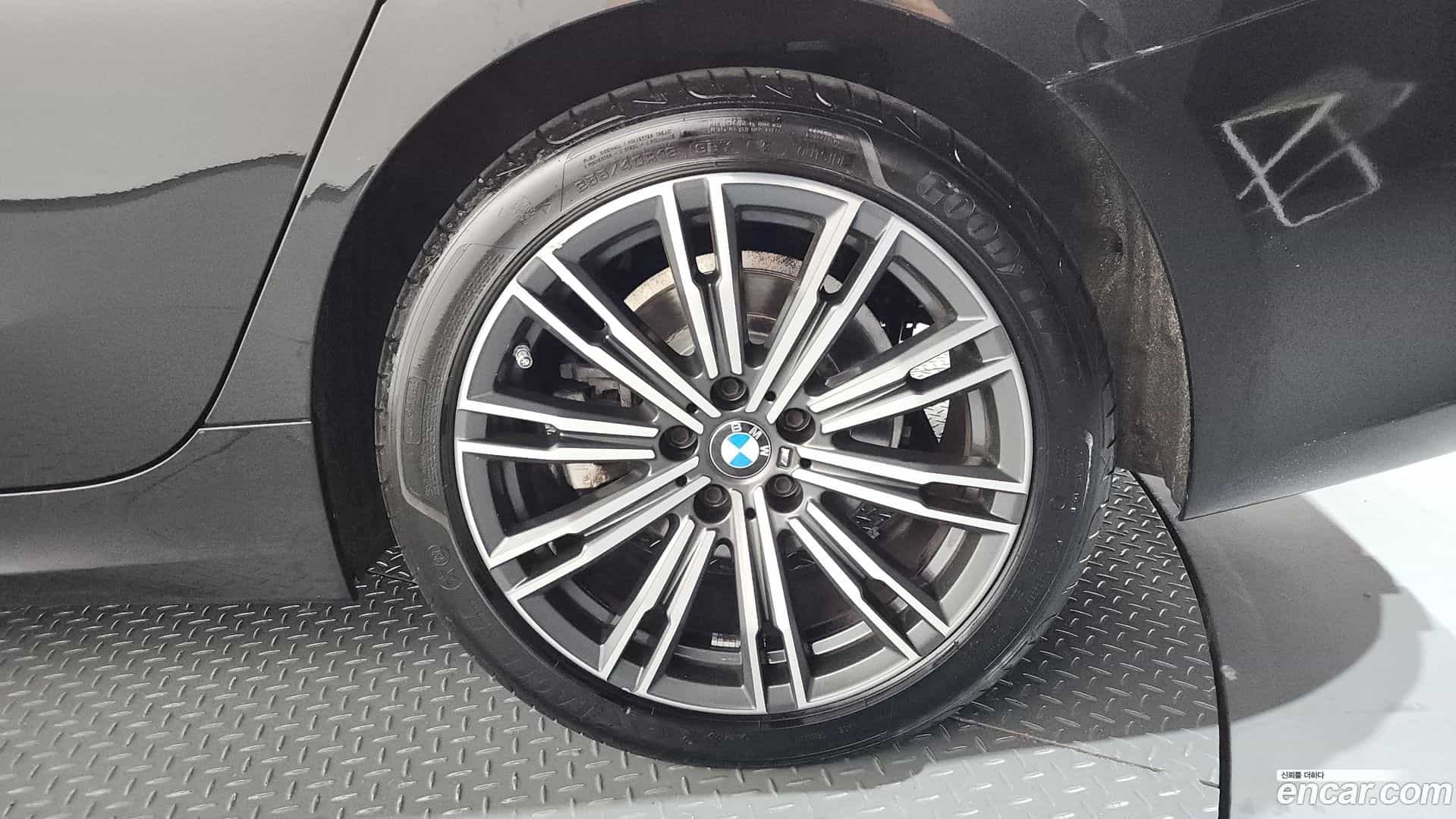 3-Series BMW 2019.7-OUTER-031