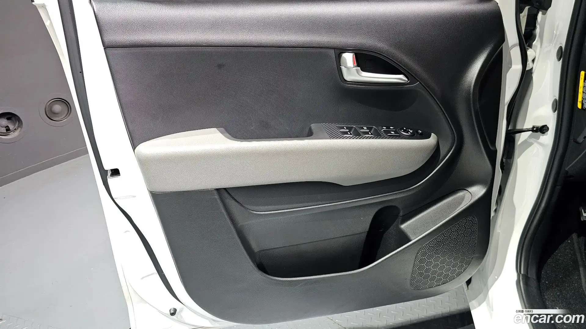 RAY Kia 2022.8-INNER-034