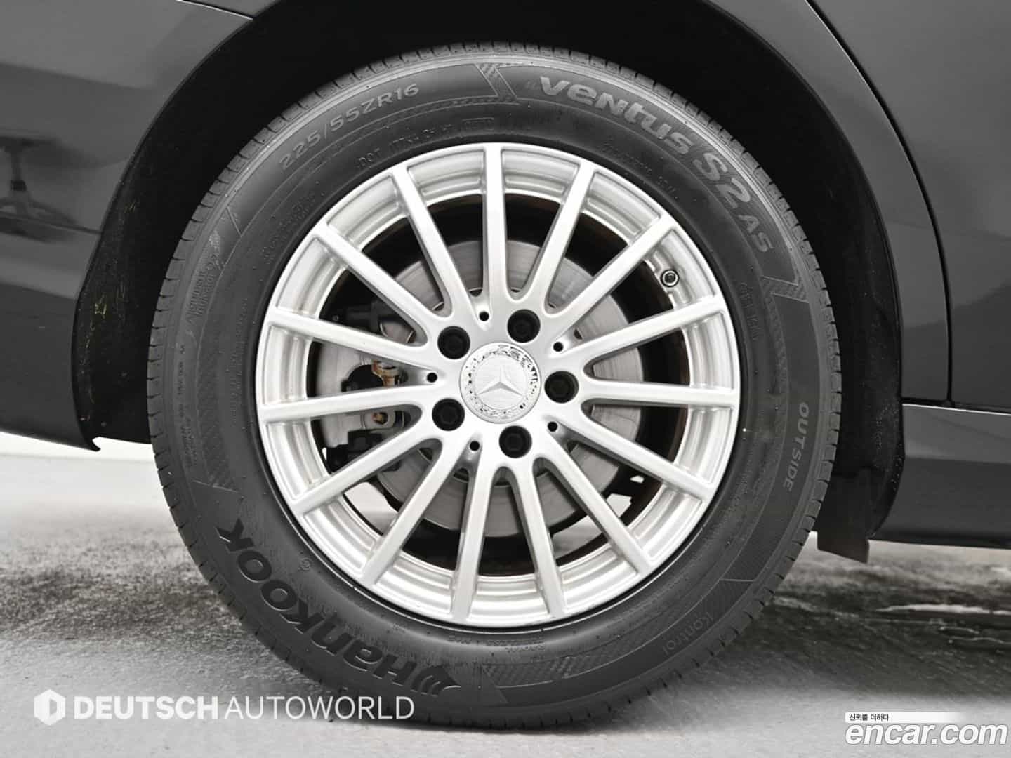 C-Class Mercedes-Benz 2015.3-OUTER-005