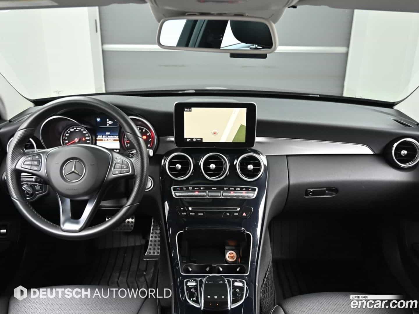 C-Class Mercedes-Benz 2015.3-INNER-007