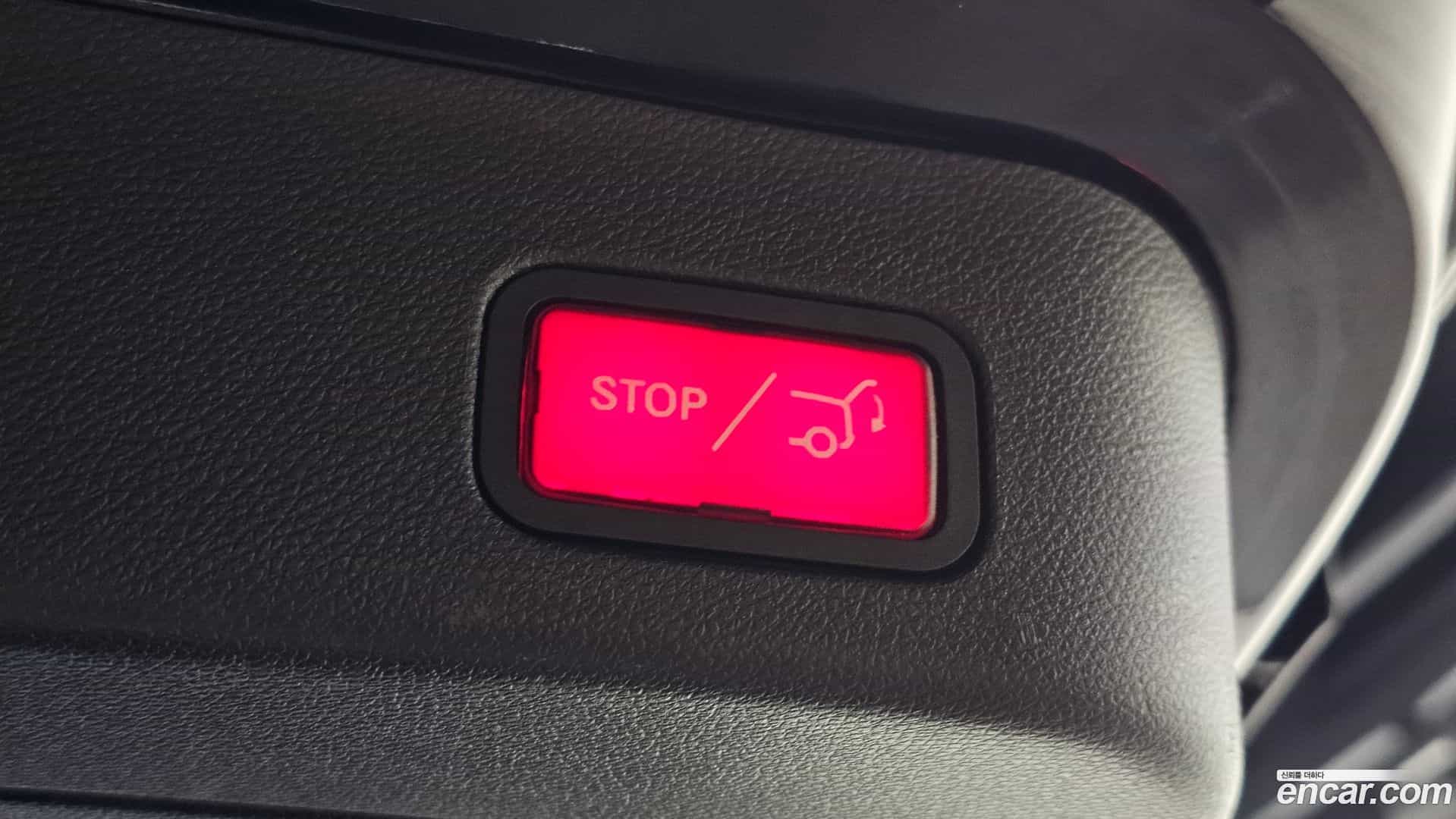 GLE-Class Mercedes-Benz 2018.8-OPTION-045