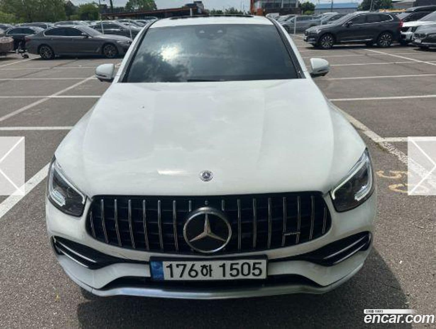 Main__Slider__Photo:GLC-Class Mercedes-Benz 2022.9-0
