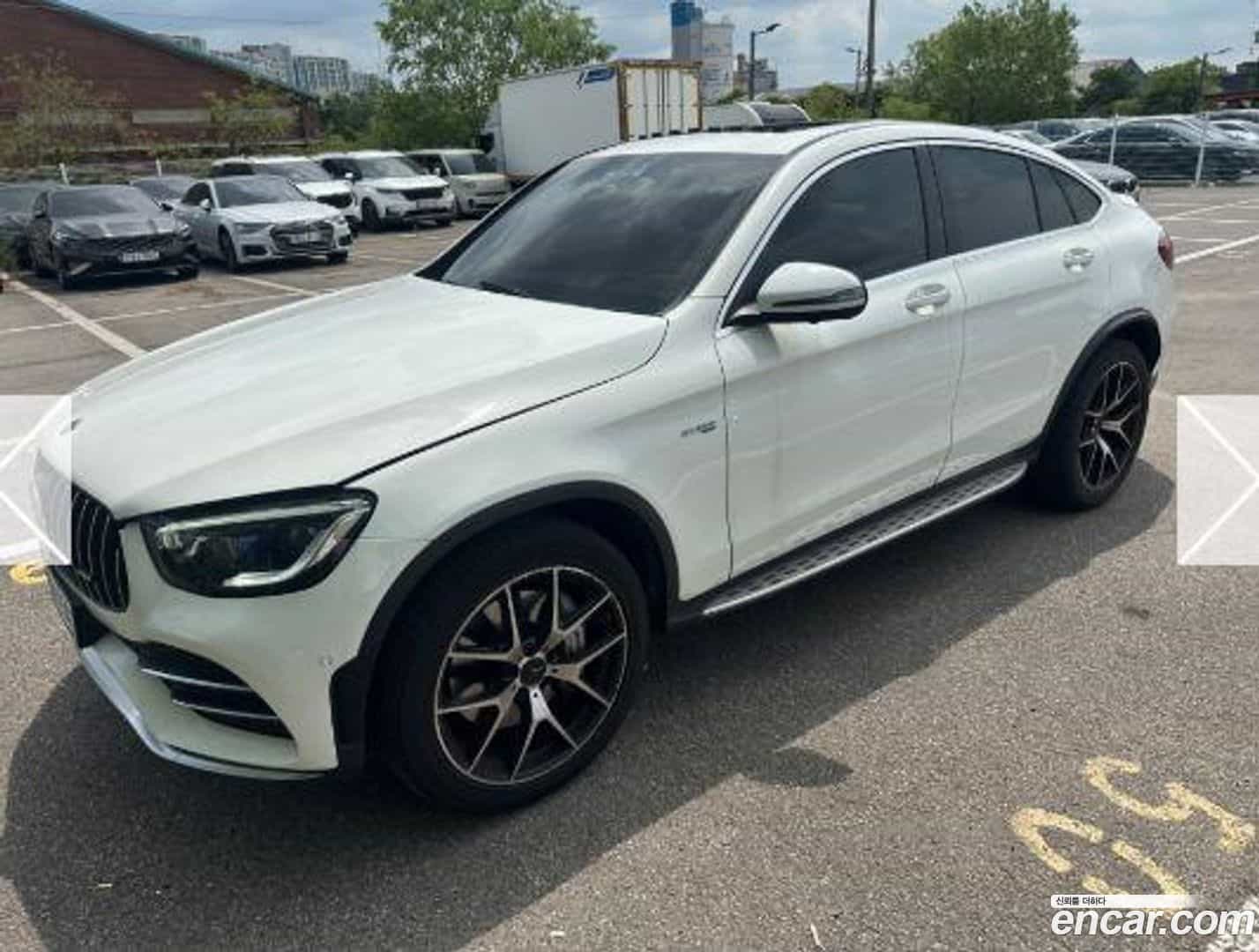 GLC-Class Mercedes-Benz 2022.9-OUTER-002