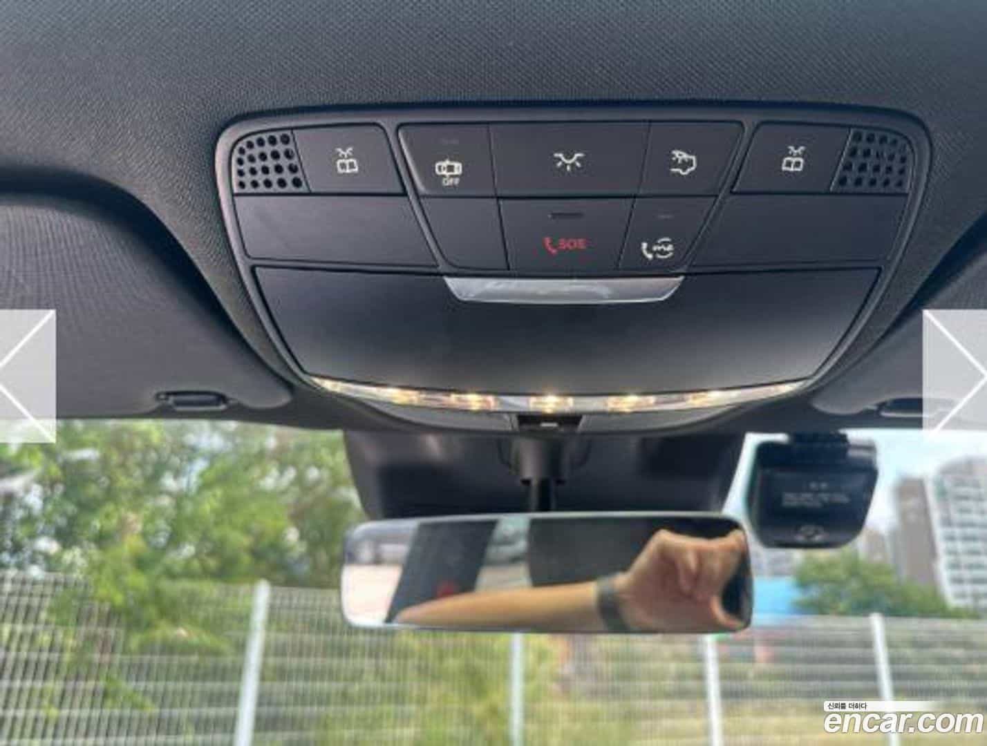 GLC-Class Mercedes-Benz 2022.9-INNER-009