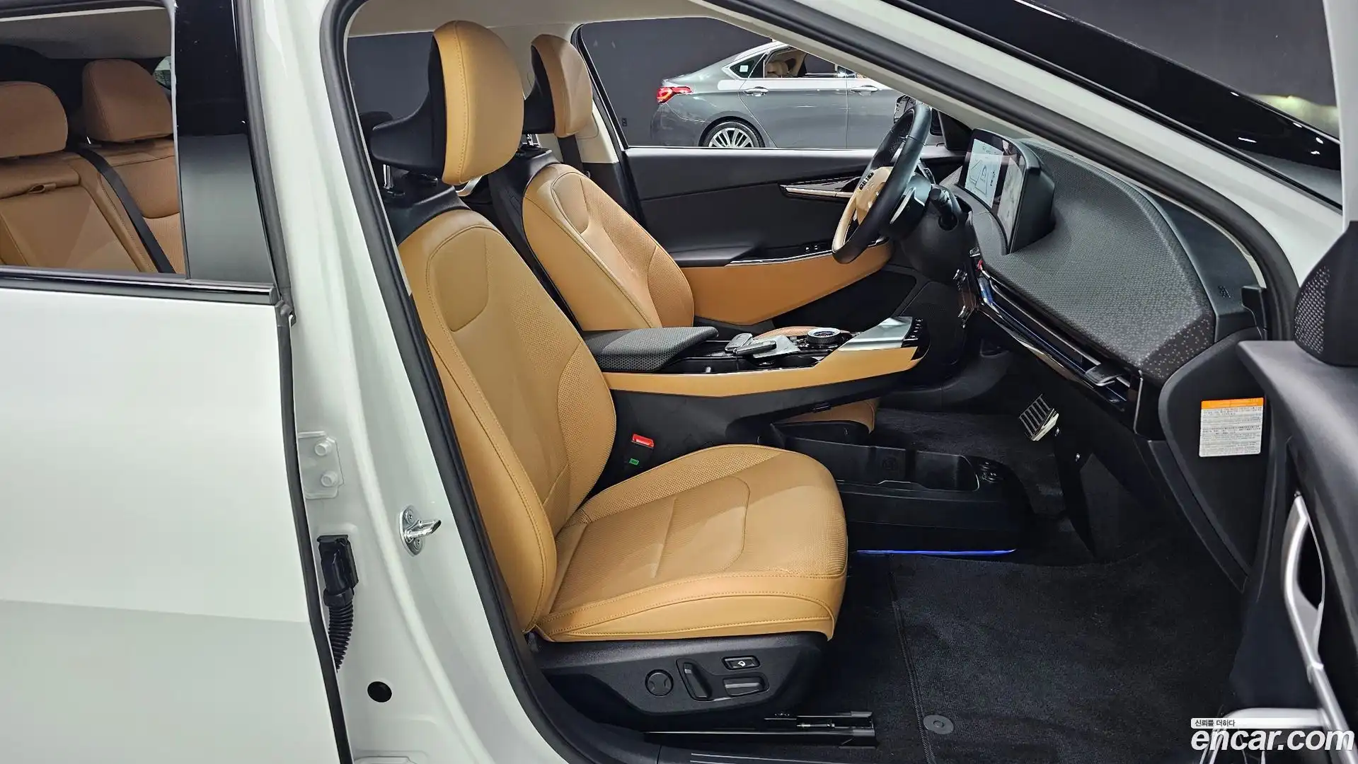 EV6 Kia 2024.2-INNER-010