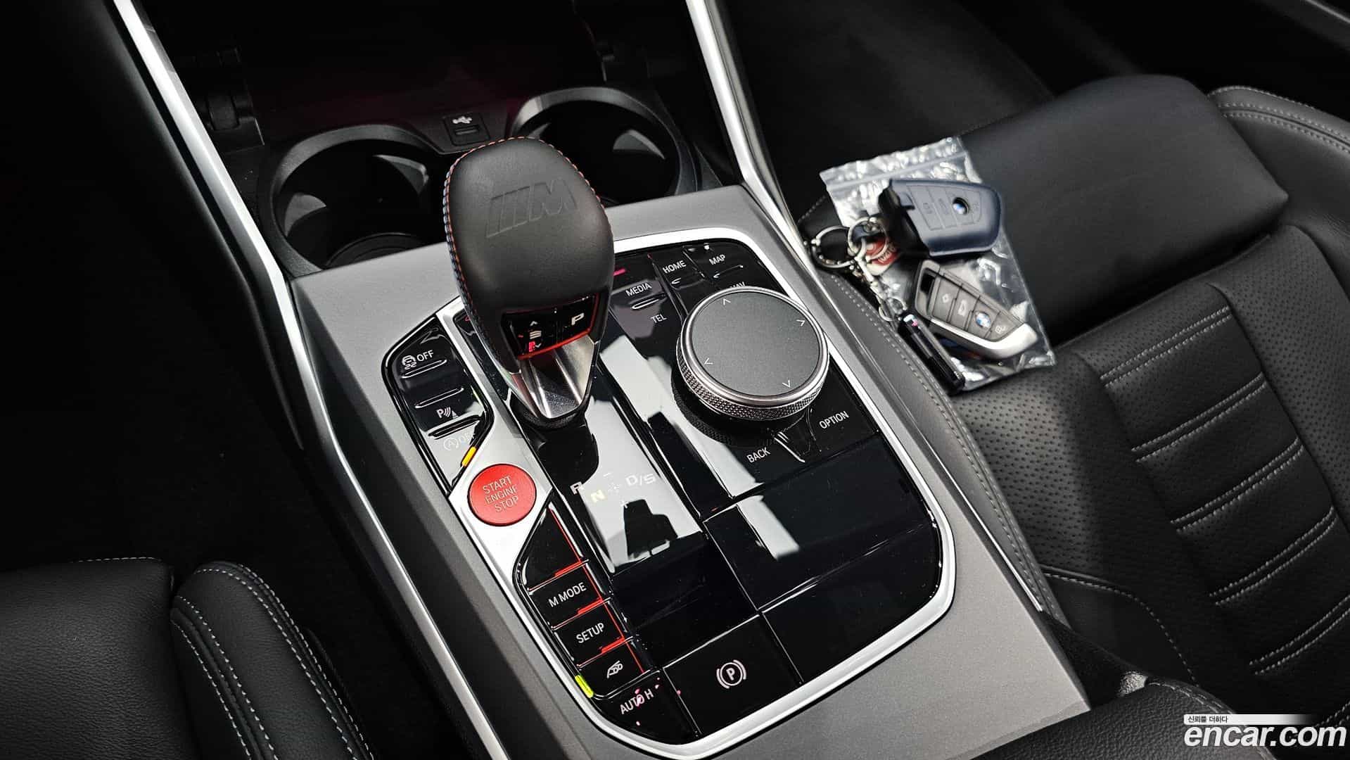M2 BMW 2025.6-INNER-009