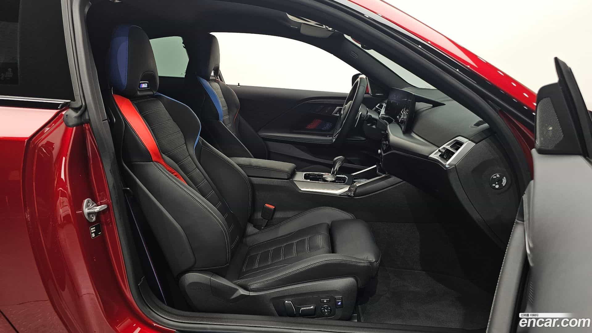 M2 BMW 2025.6-INNER-010