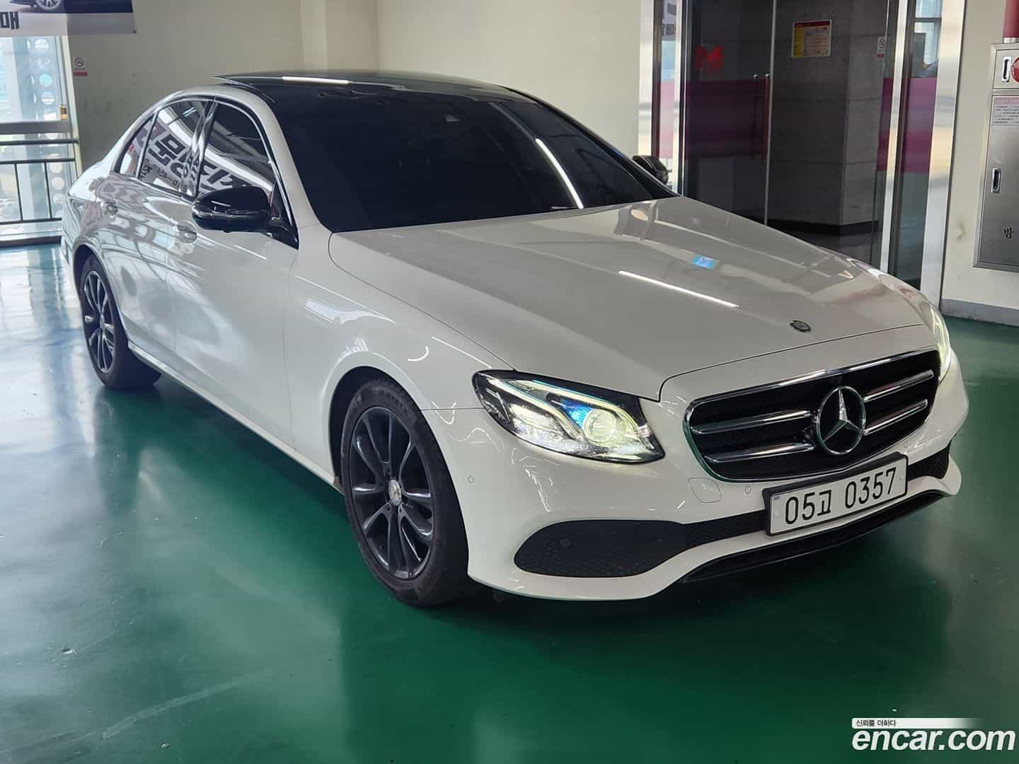 E-Class Mercedes-Benz 2016.8-OUTER-002