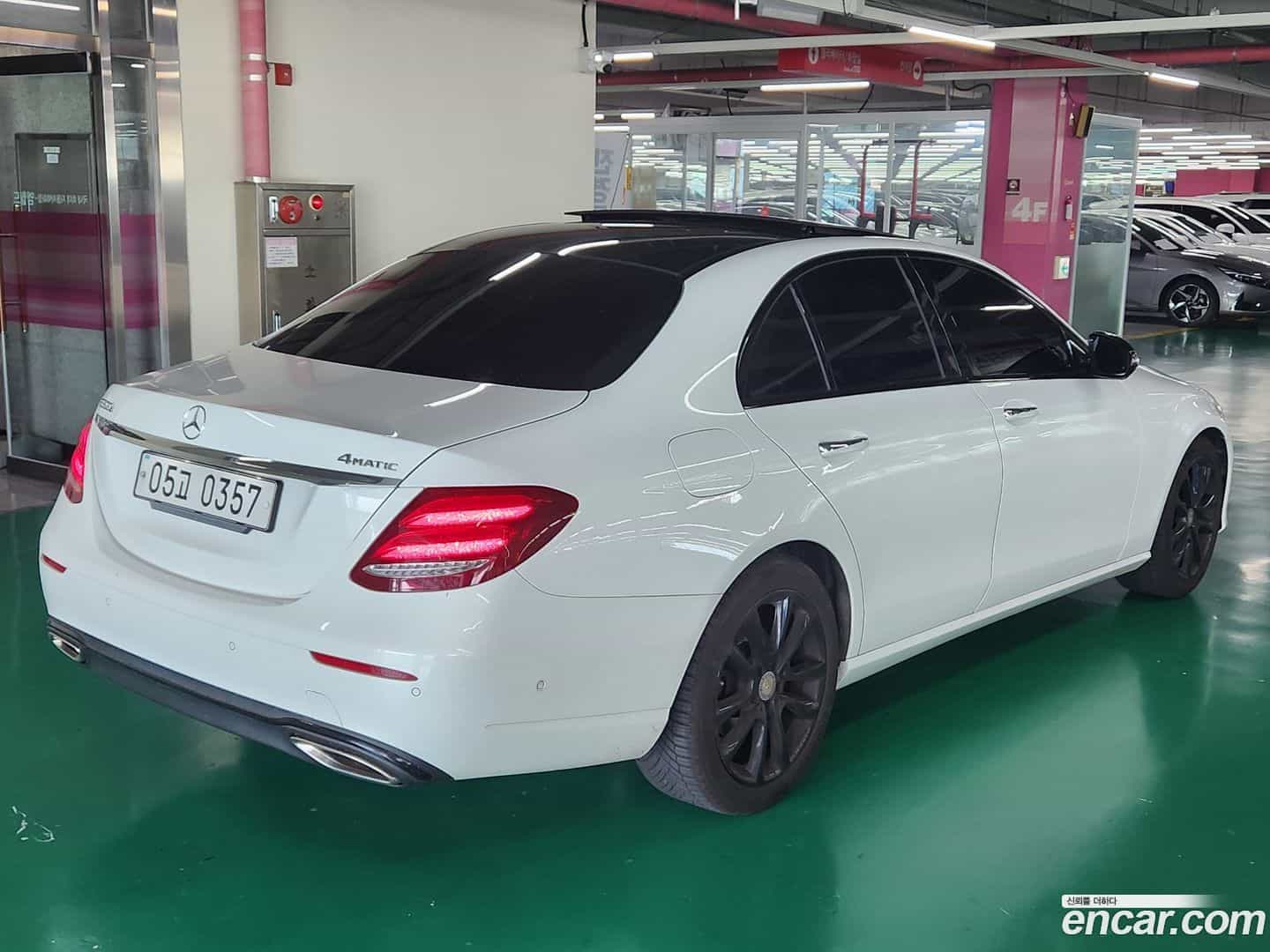 E-Class Mercedes-Benz 2016.8-OUTER-006