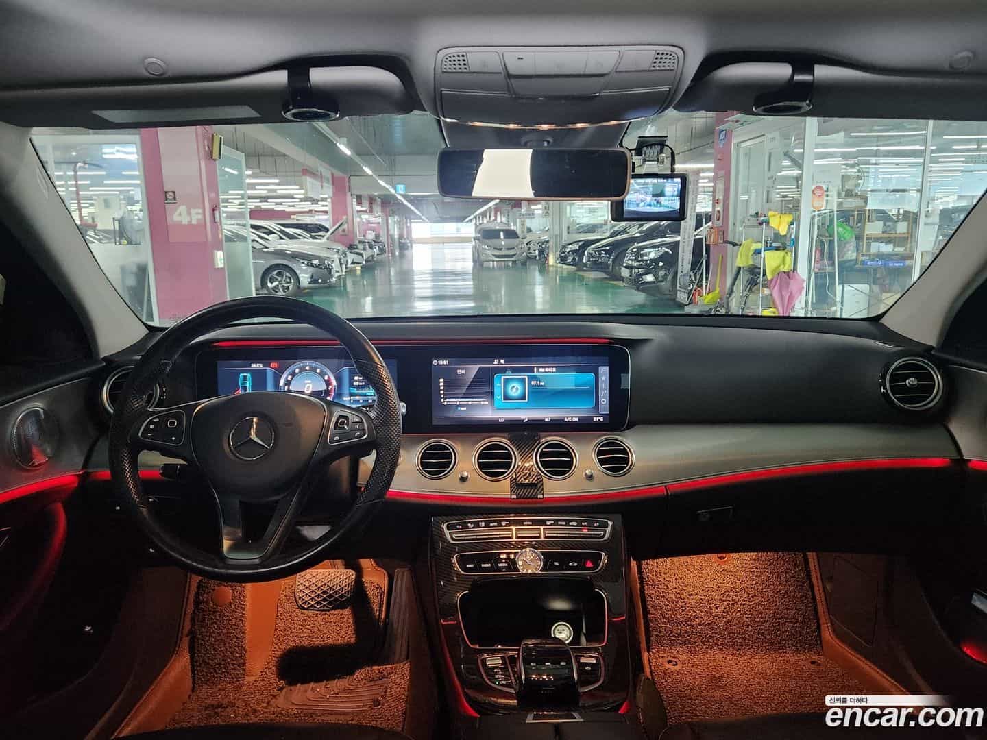 E-Class Mercedes-Benz 2016.8-INNER-008