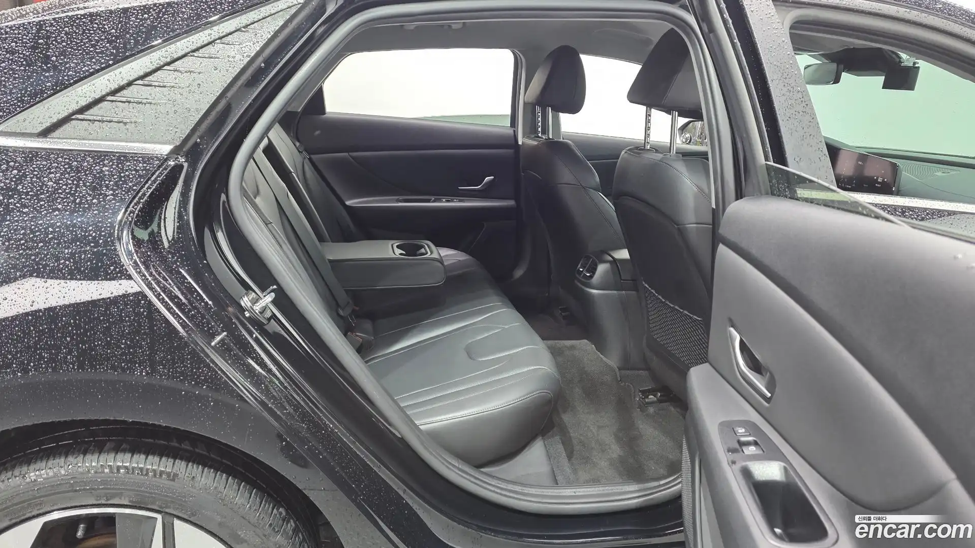 AVANTE Hyundai 2022.4-OPTION-015