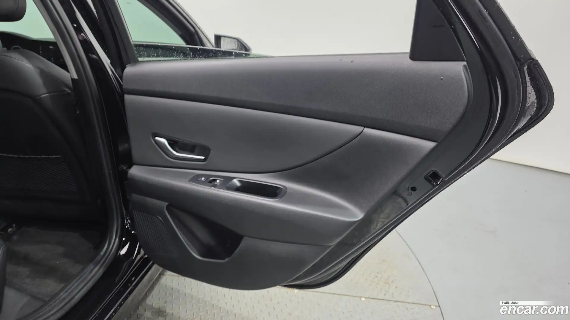 AVANTE Hyundai 2022.4-INNER-035