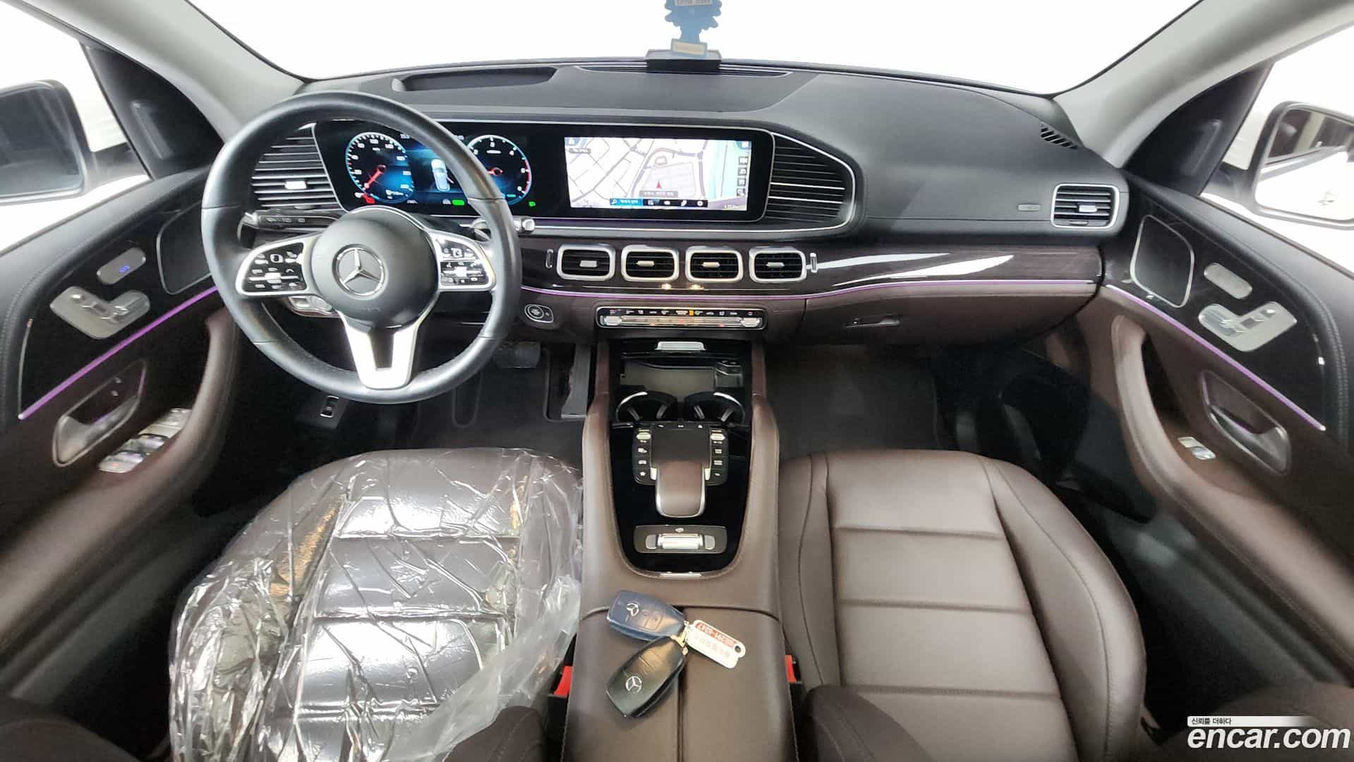 GLE-Class Mercedes-Benz 2022.1-INNER-007