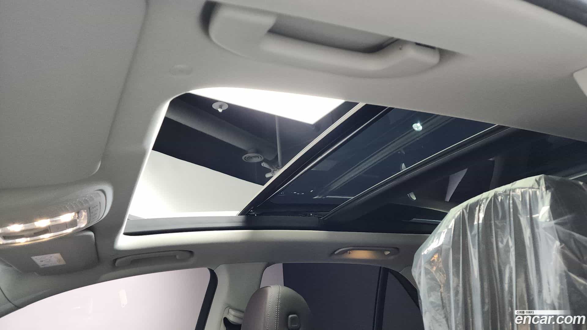 GLE-Class Mercedes-Benz 2022.1-OPTION-023
