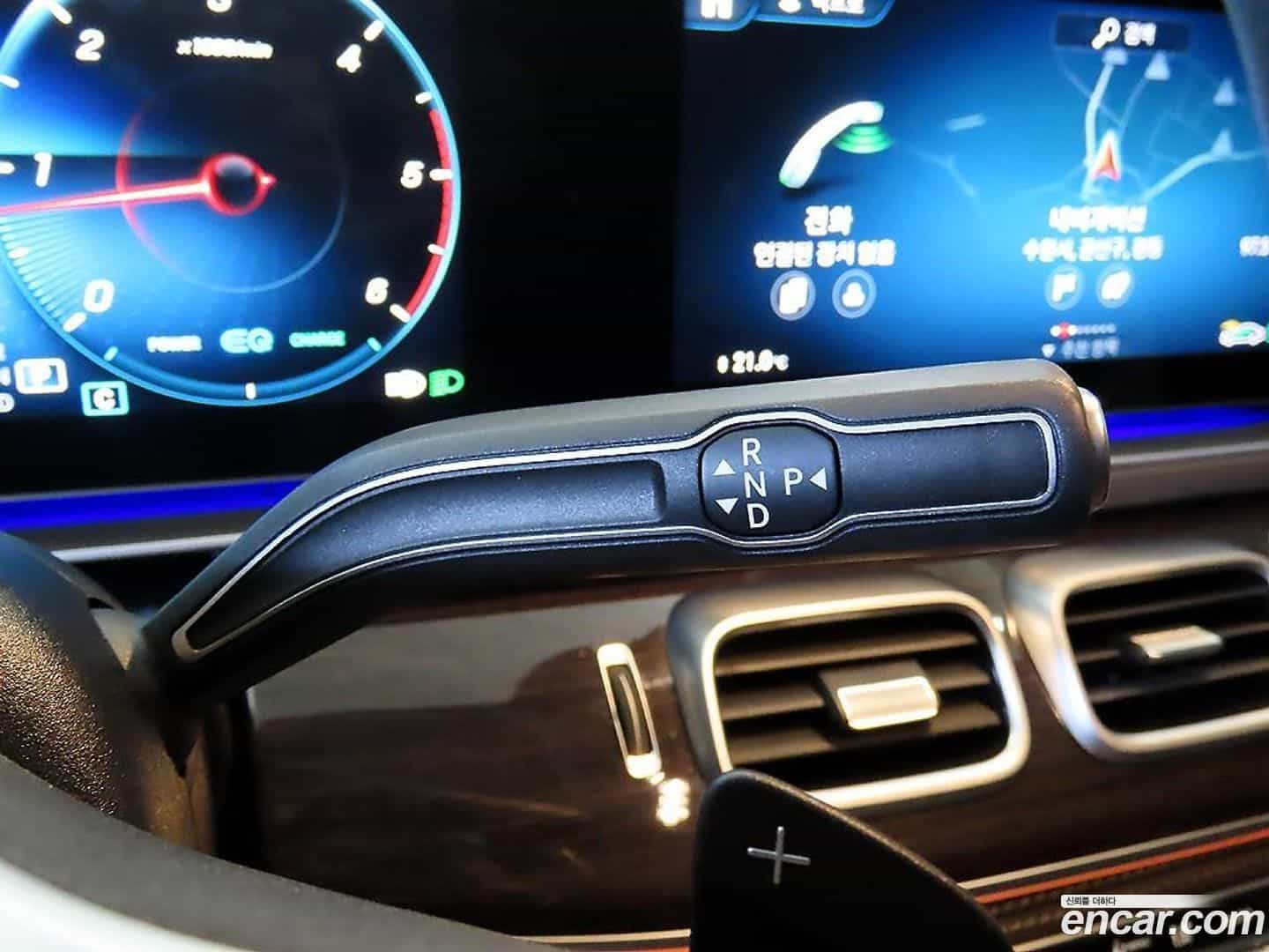 GLE-Class Mercedes-Benz 2022.1-OPTION-016