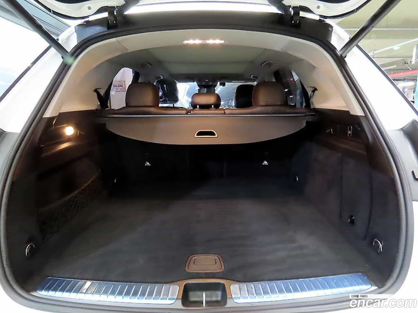 GLE-Class Mercedes-Benz 2022.1-OPTION-020